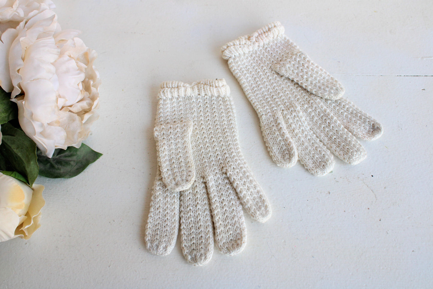 Vintage Ivory Knit or Crochet Cotton Gloves
