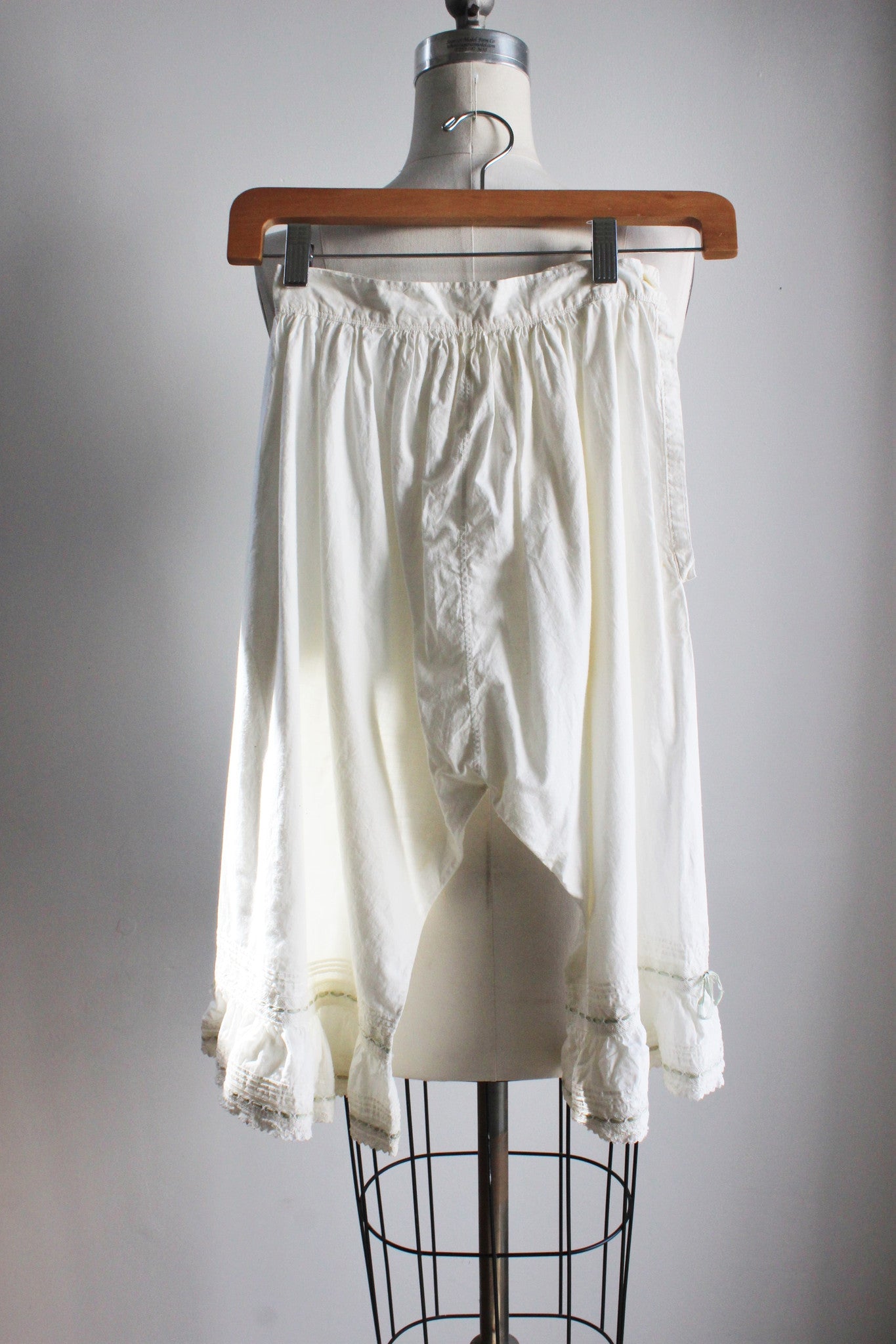 Vintage Edwardian Drawers Bloomers / Victorian Cotton Pettipants