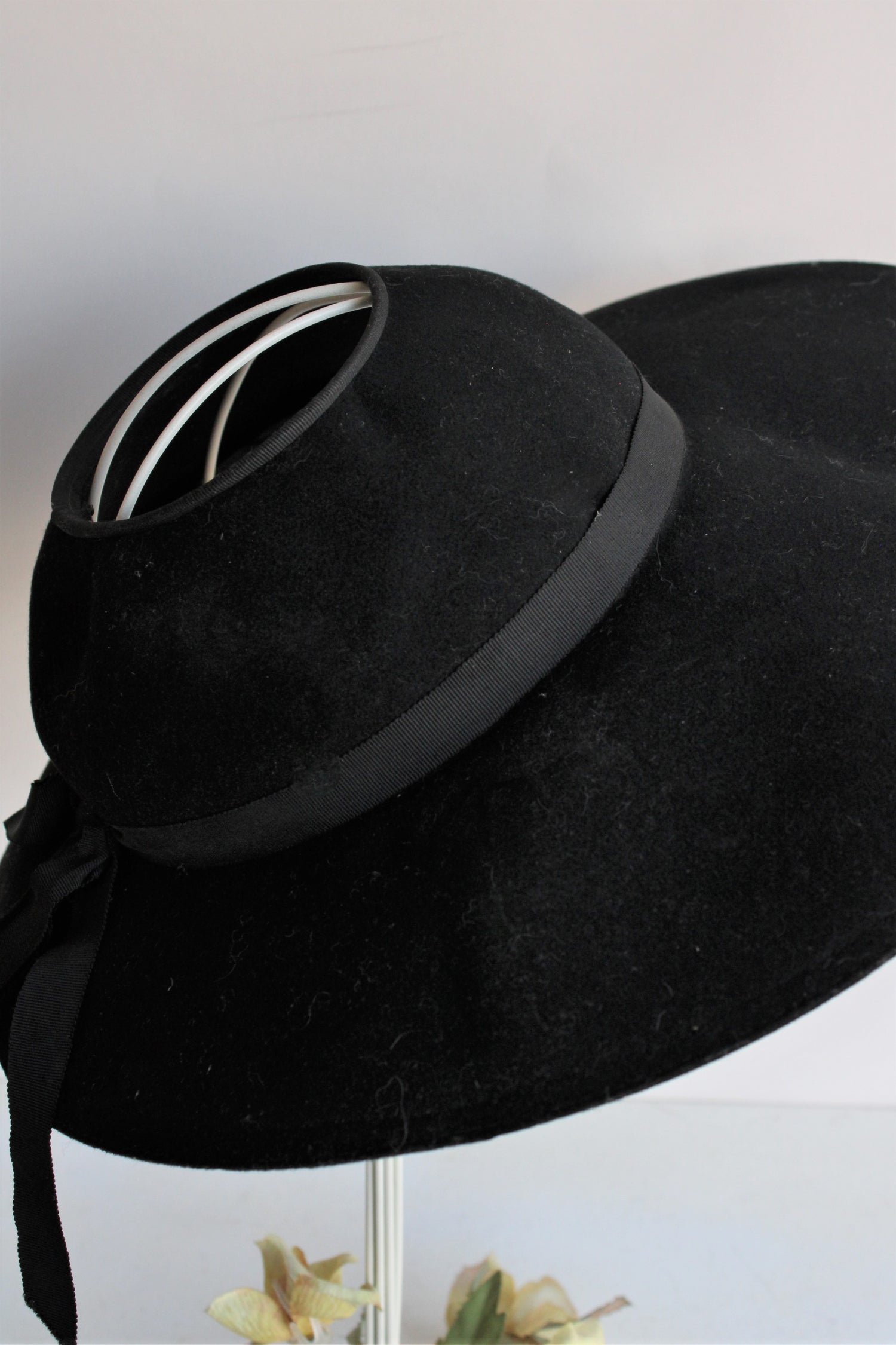 Vintage 1940s 1950s Wide Brimmed Black Hat with Open Crown by Merrimac
