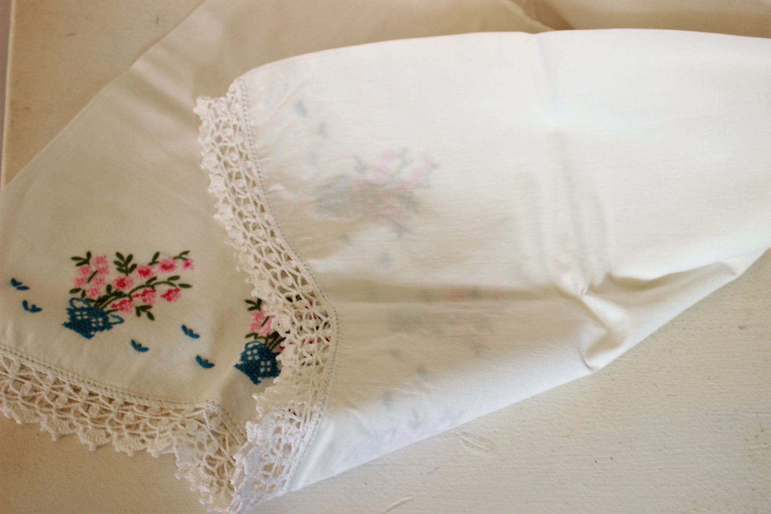 Vintage 1950s 1960s Pillow Case with Crossstitch Flowers