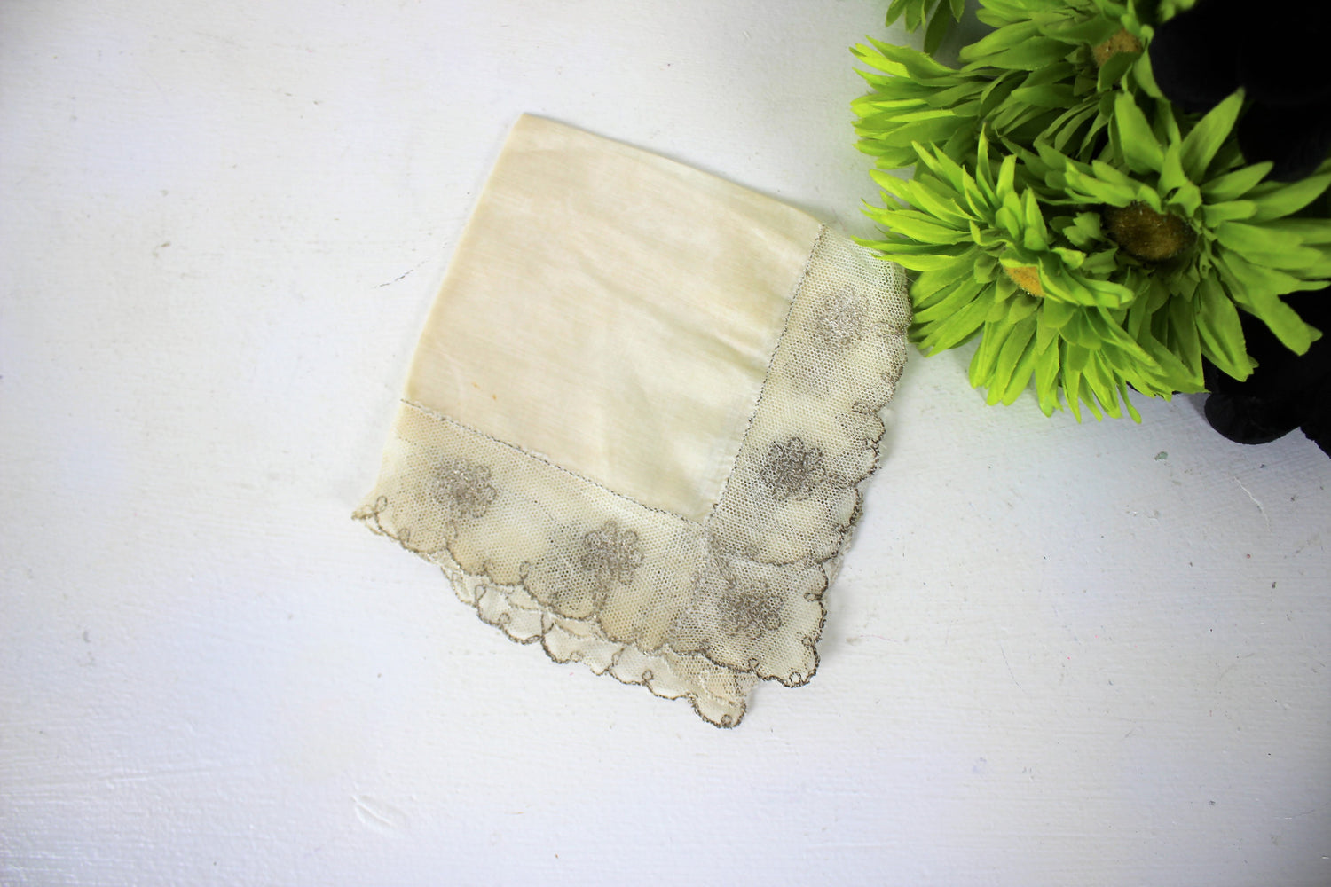 Vintage Ivory Cotton and Silver Embroidered Lace Hanky