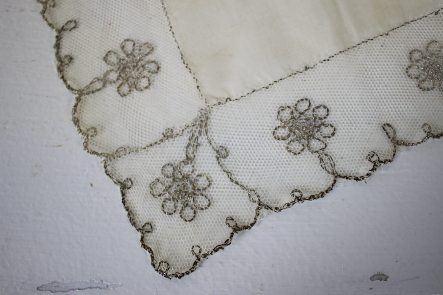 Vintage Ivory Cotton and Silver Embroidered Lace Hanky