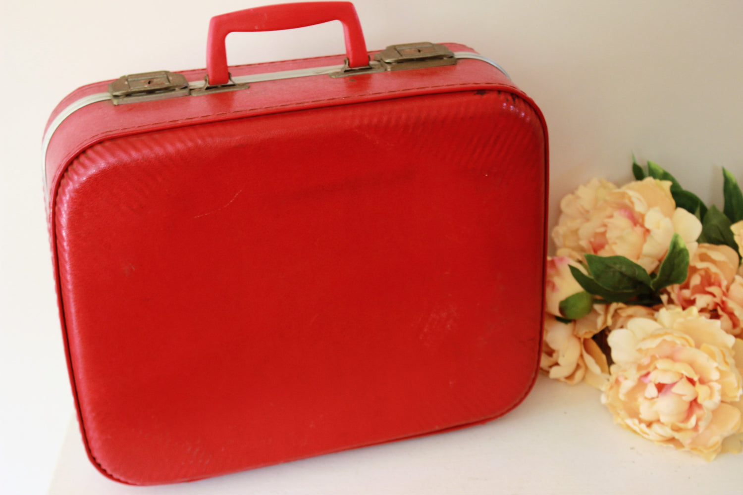 Vintage 1960s Red Child's Suitcase