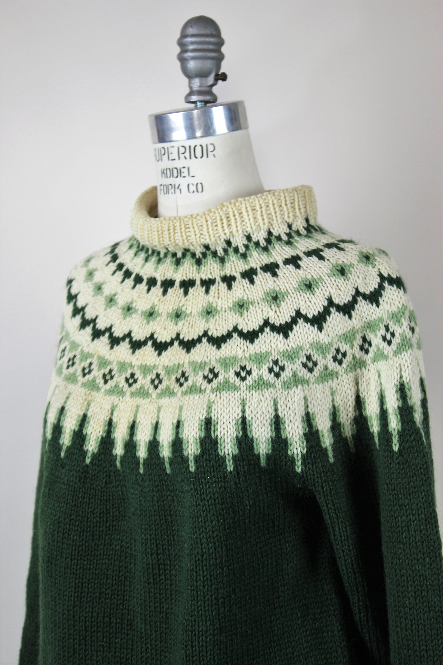 Vintage 1950s William Schmidt Co Oslo Nordic Wool Pullover Sweater