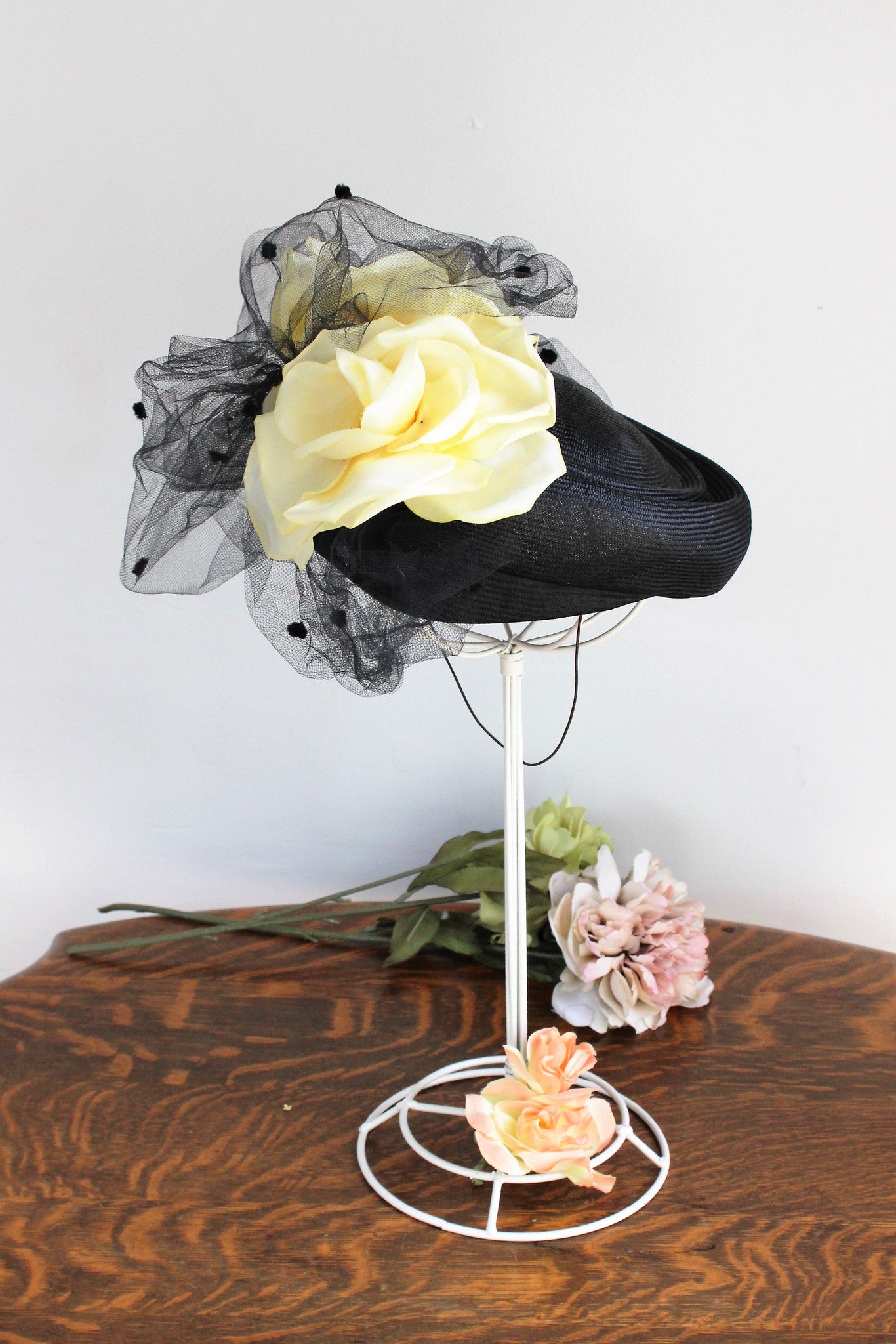 Vintage 1980s Black Straw Fascinator Hat With Birdcage Veil Silk Flowers
