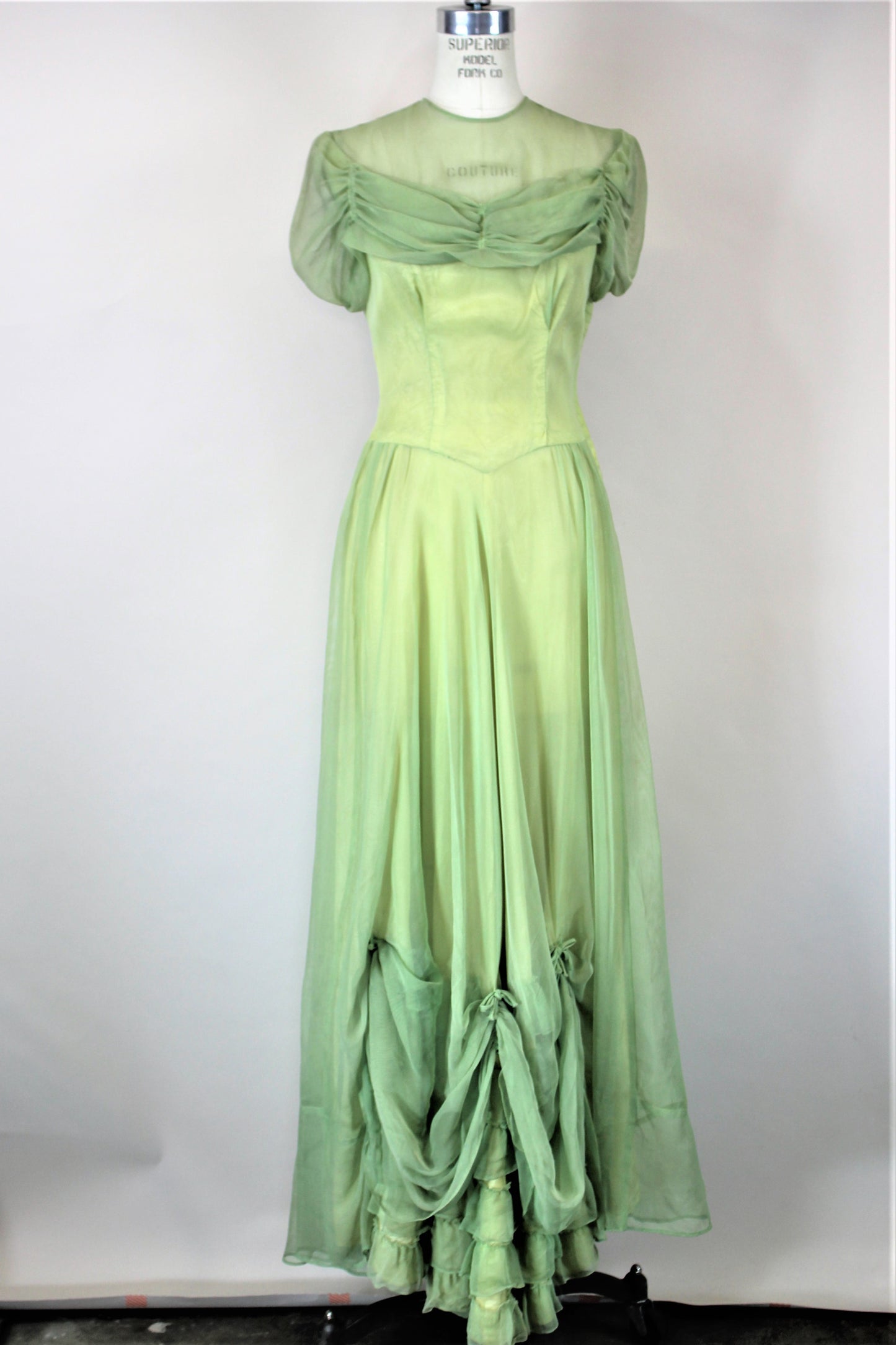 Vintage 1940s Green Tulle Party Gown