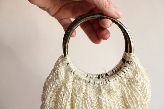 Vintage 1960s Ivory Knit Hand Bag