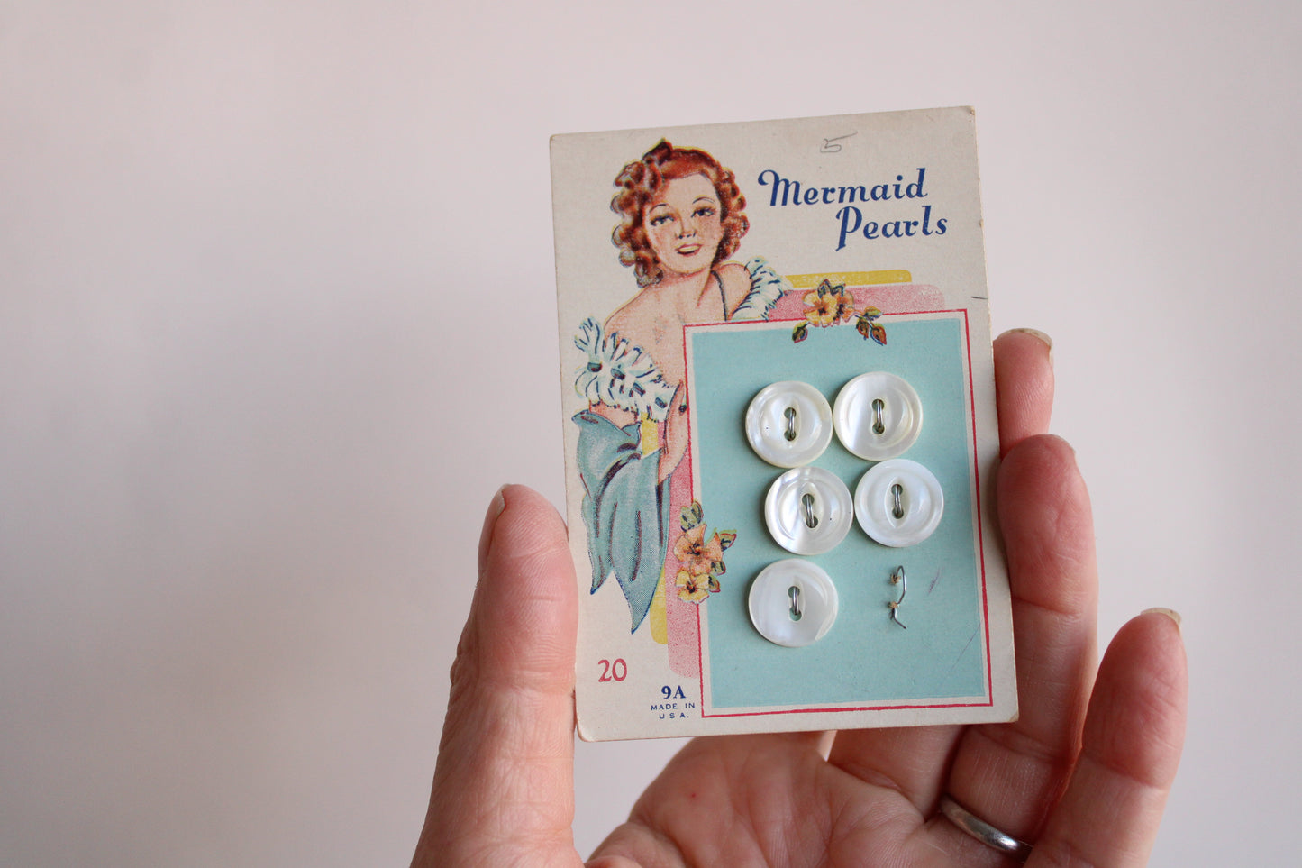 Vintage 1930s Buttons On Card / Set Of Four, 12 Buttons Total