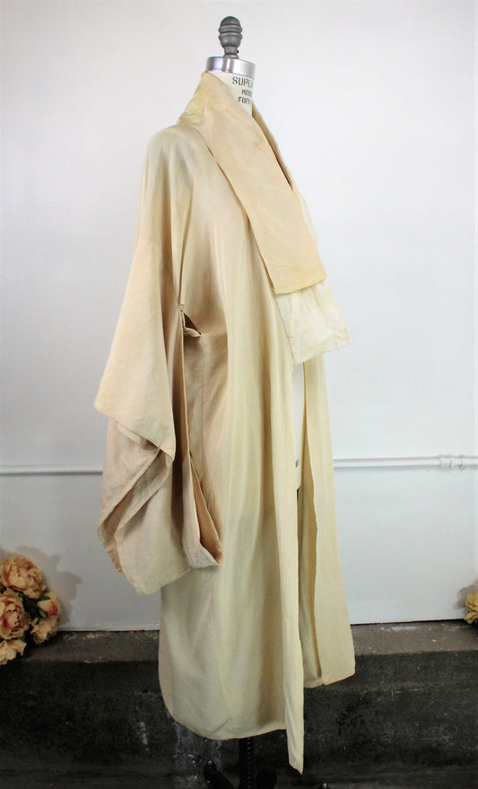 Vintage Kimono Hollywood Costume from the 1940s 1950s