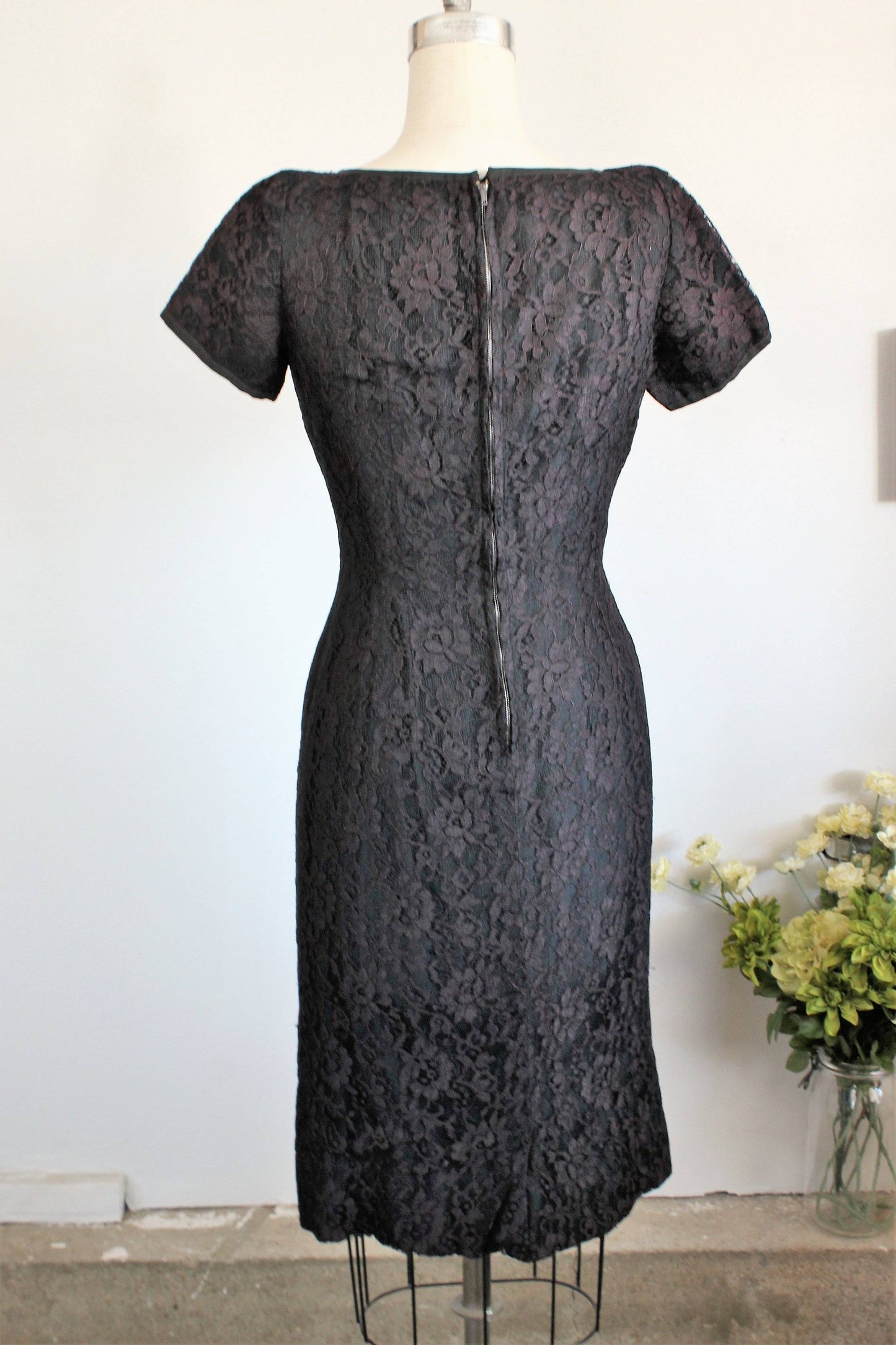 Vintage 1950s Black Lace Wiggle Dress With Cap Sleeve