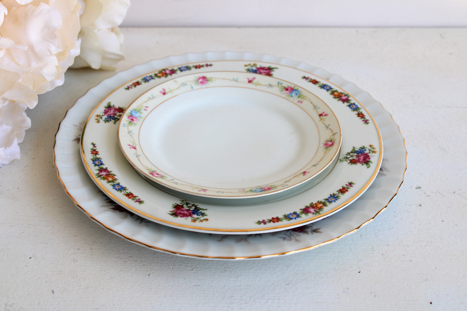 Vintage 1910s to 1960s Lot of Rose Pattern Plates