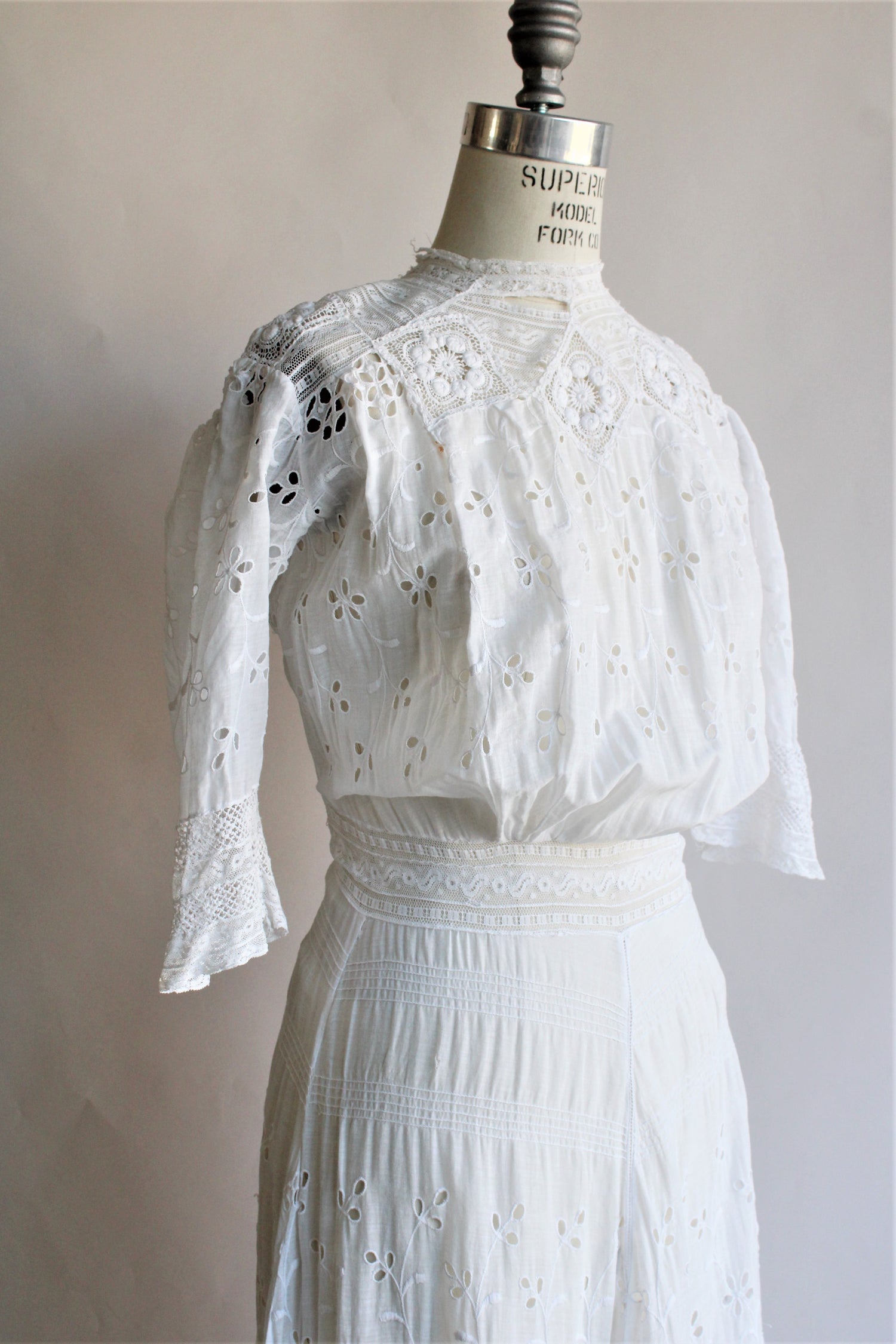 Vintage Antique 1900s Edwardian White Dress