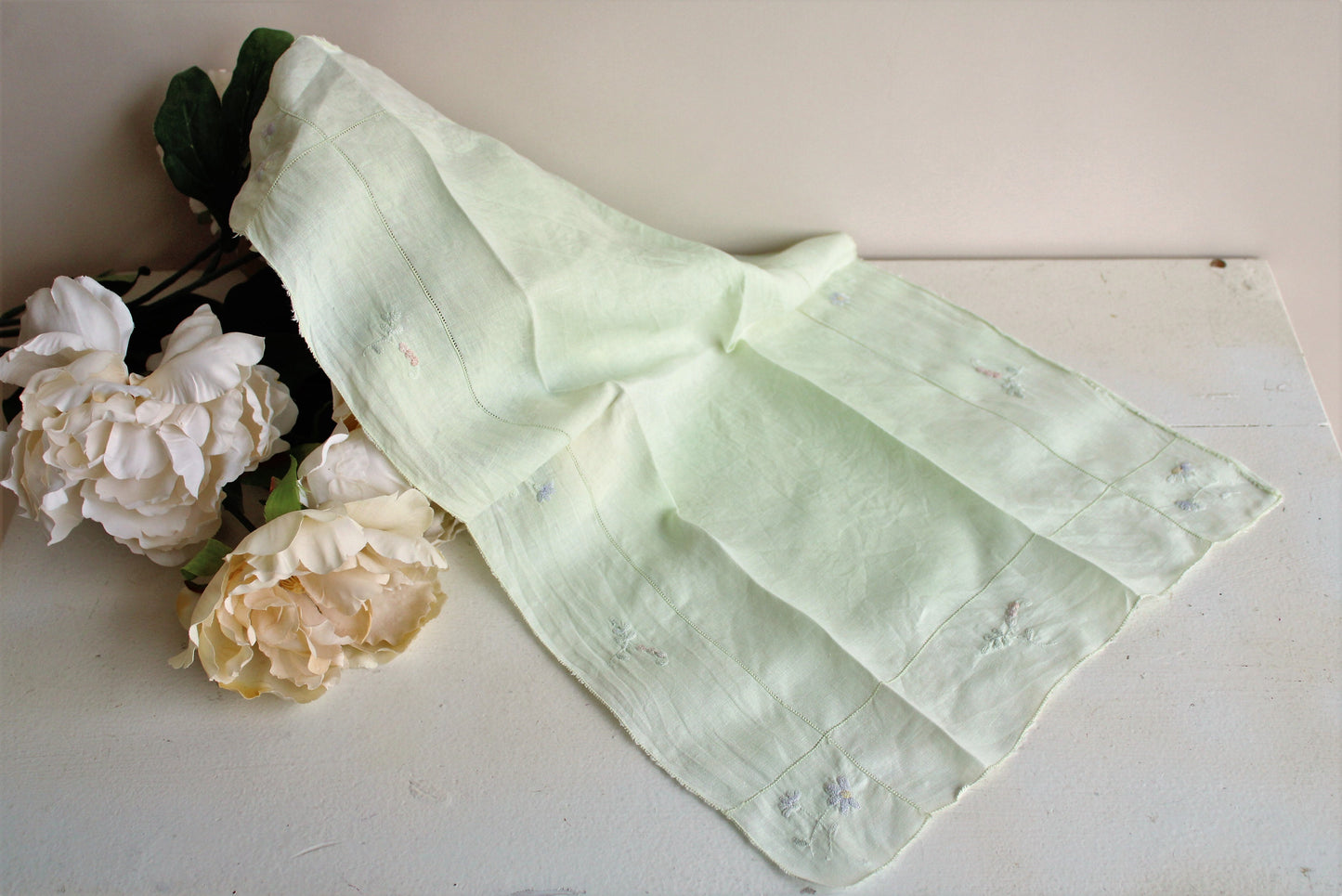 Vintage 1950s 1960s Seafoam Green Tea Towel
