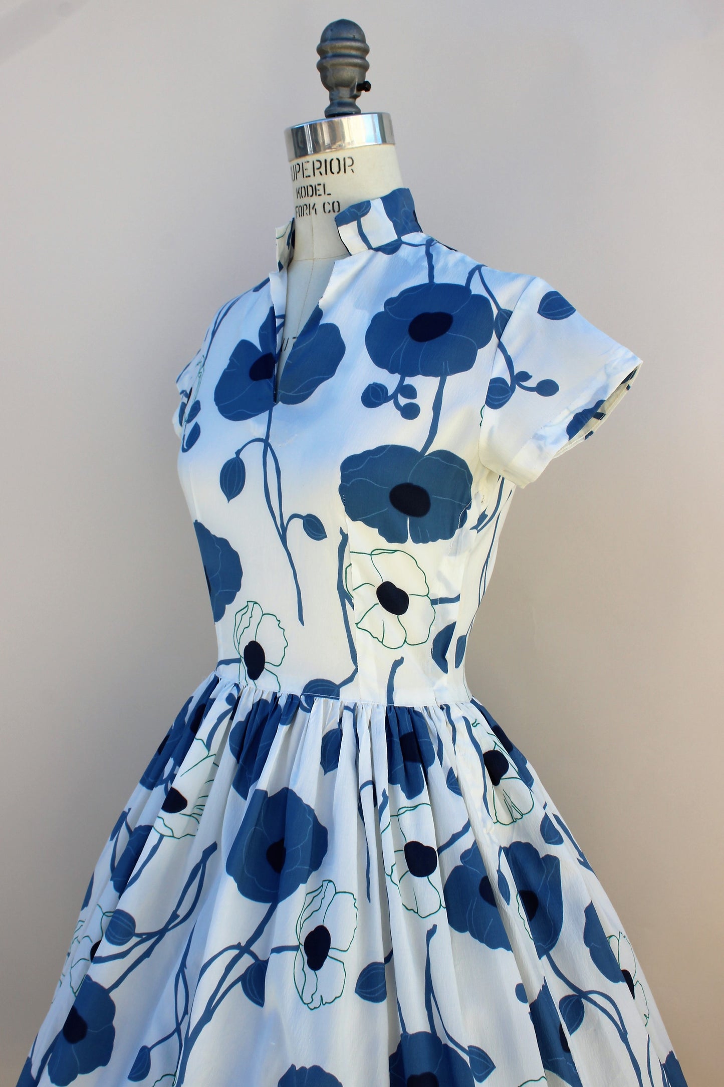 Vintage 1950s Blue Poppy Print Dress