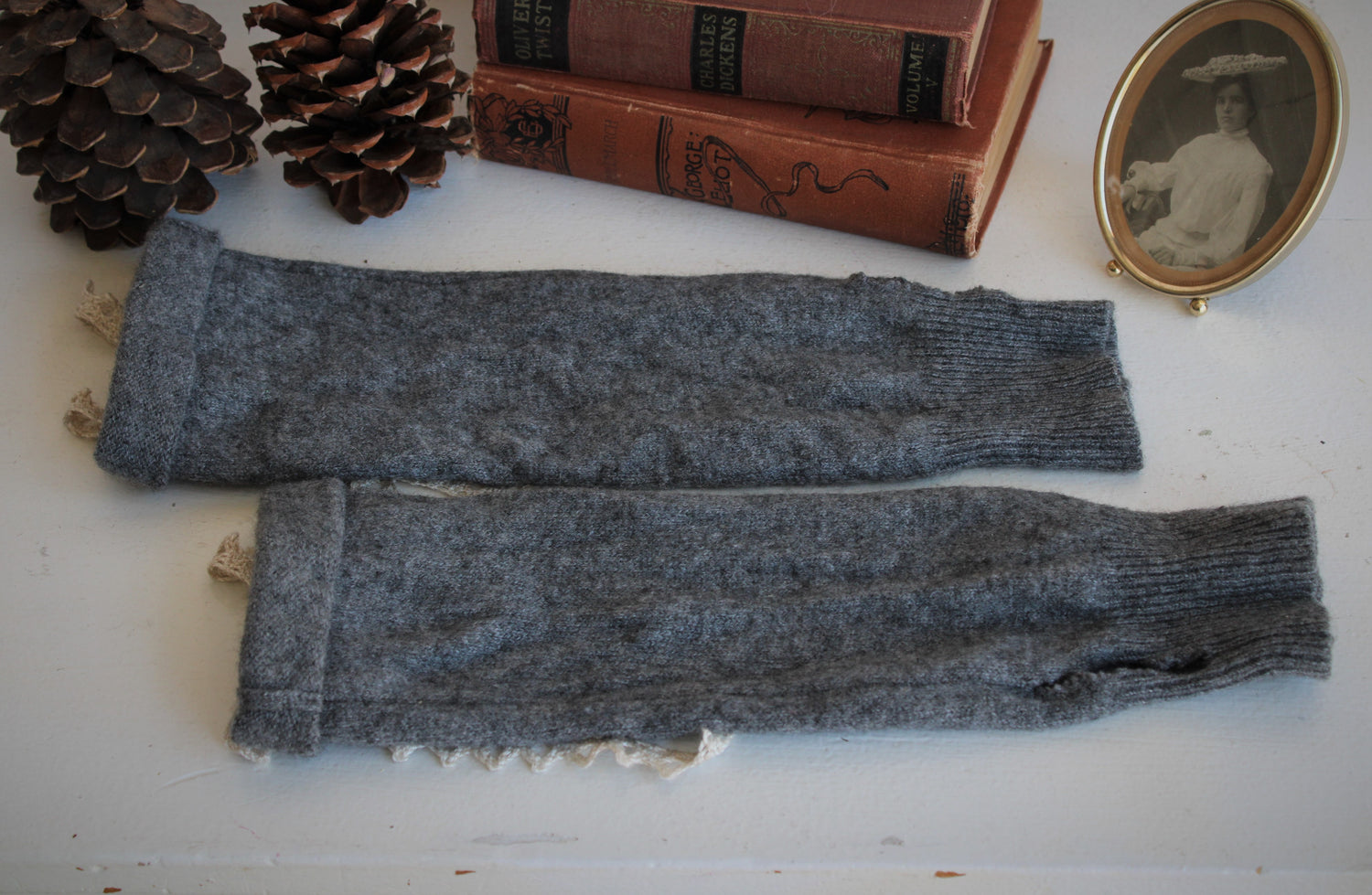 The Highland Heather Knit Fingerless Gloves
