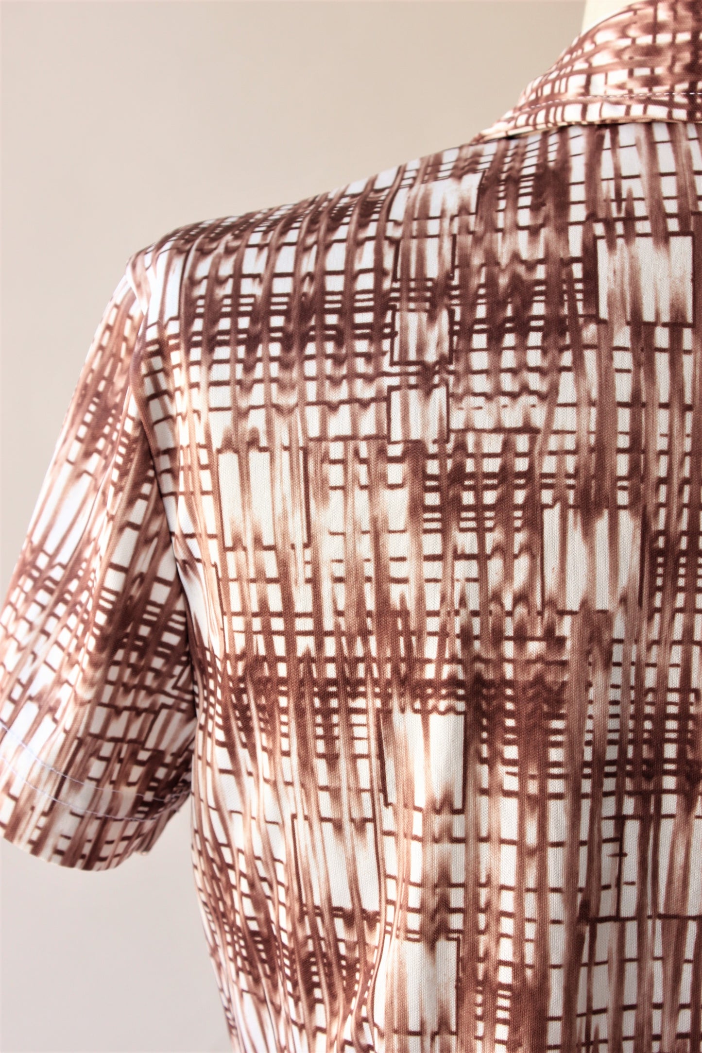 Vintage 1970s Top in Brown and White