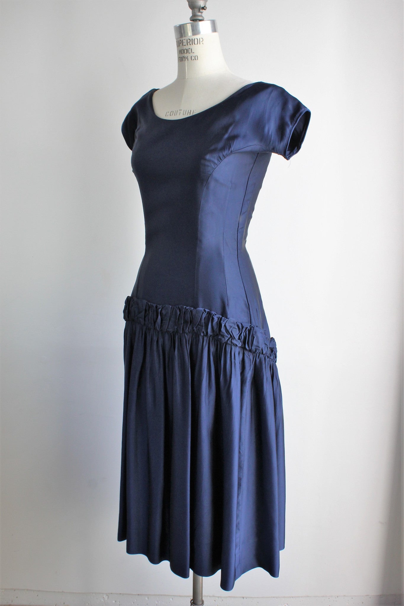 Vintage 1950s Louis Faruad Navy Blue Shift Dress – Vintage World Rocks