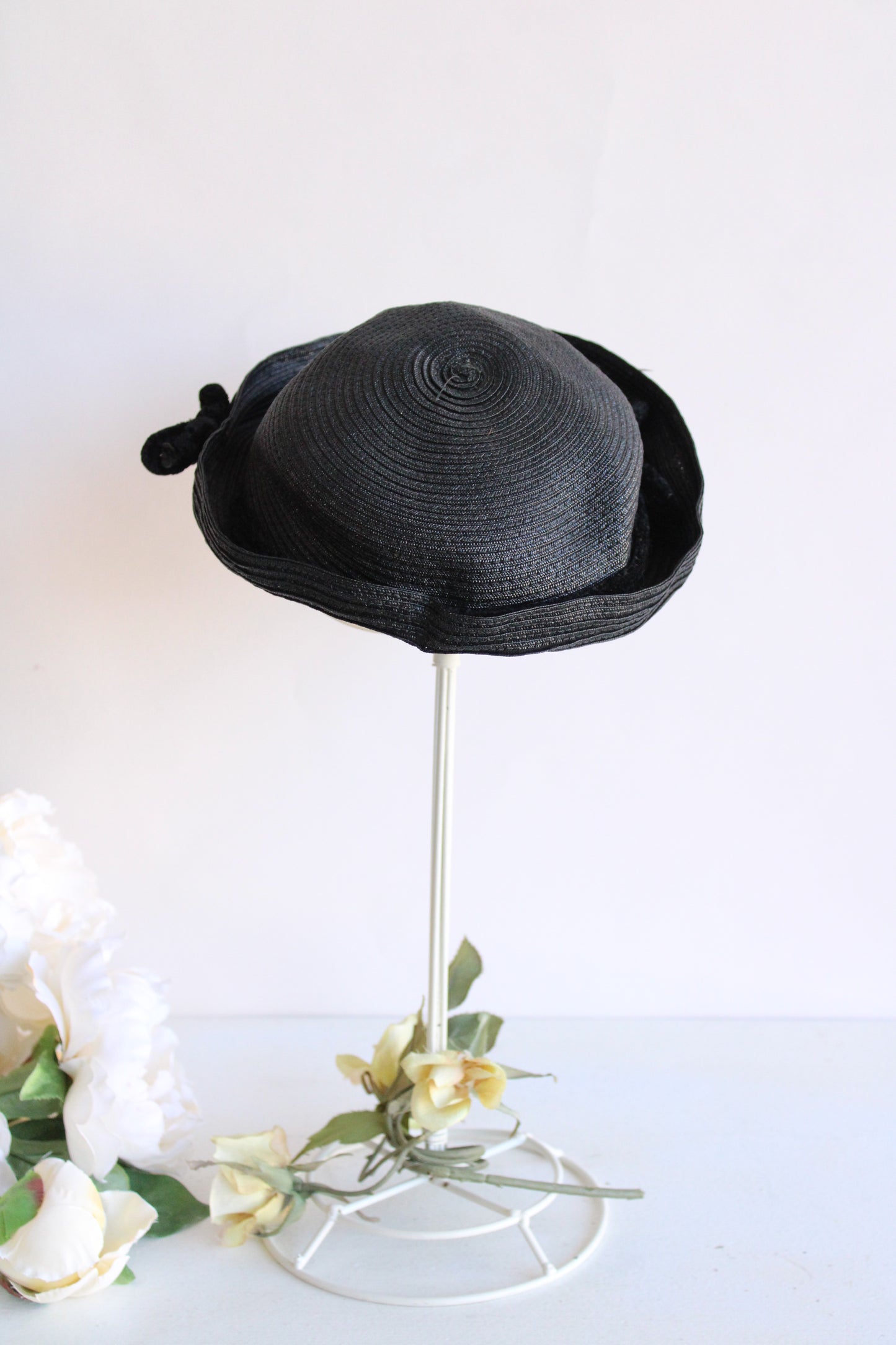 Vintage 1950s Black Straw Hat With Hat Pin