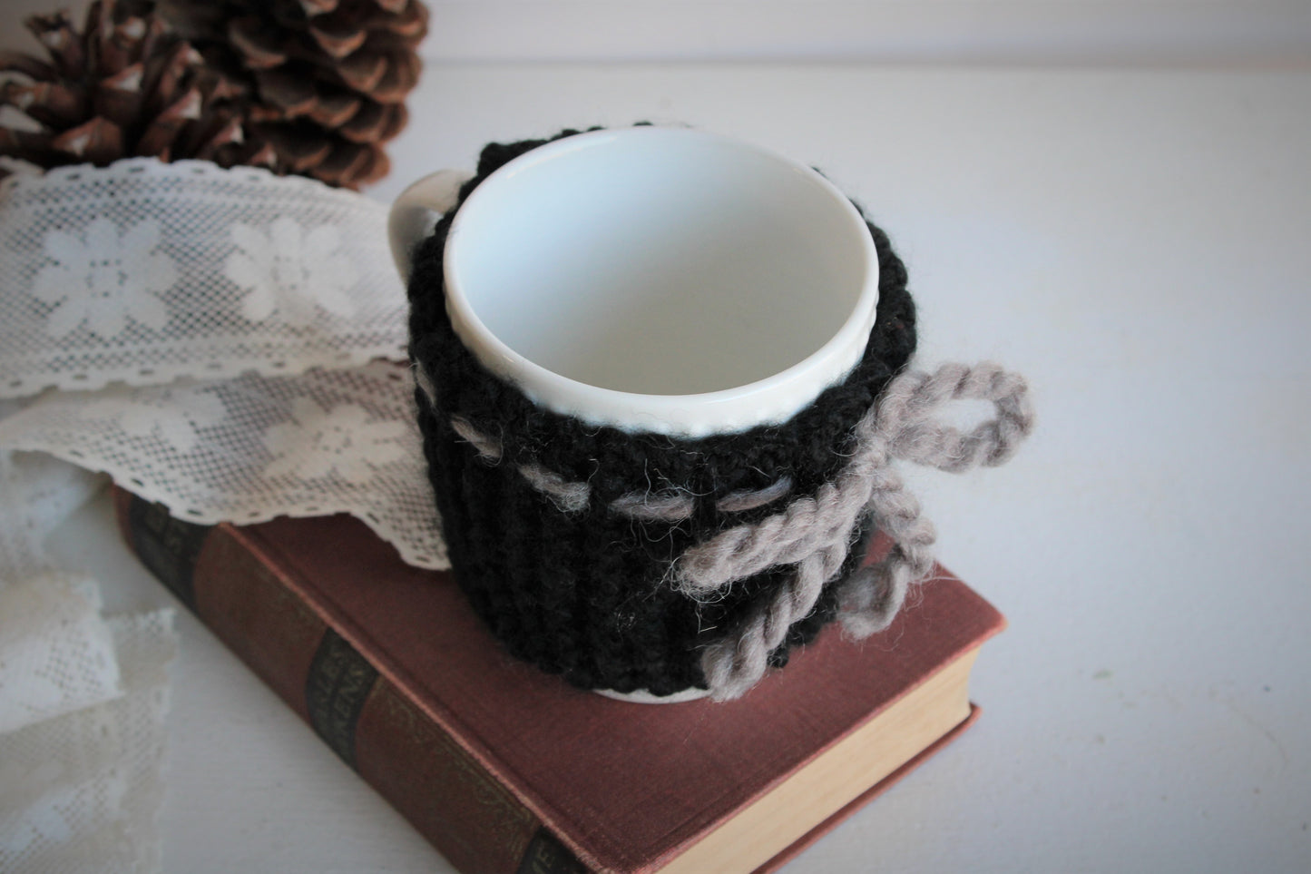 Handknit Mug Cozy with Bow and Buttons, Prototype