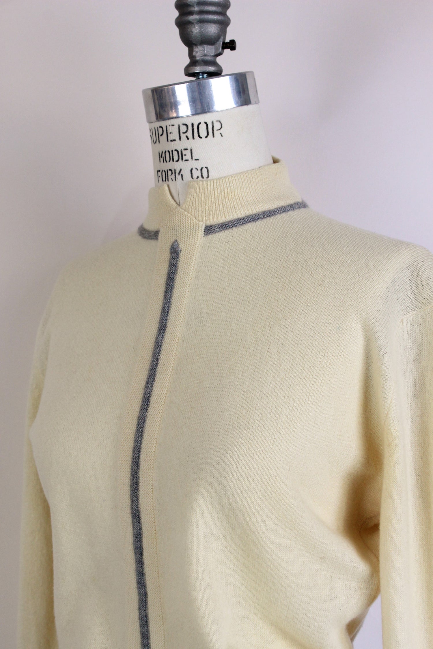 Vintage 1950s Ivory and Gray Cashmere Sweater by Dalton