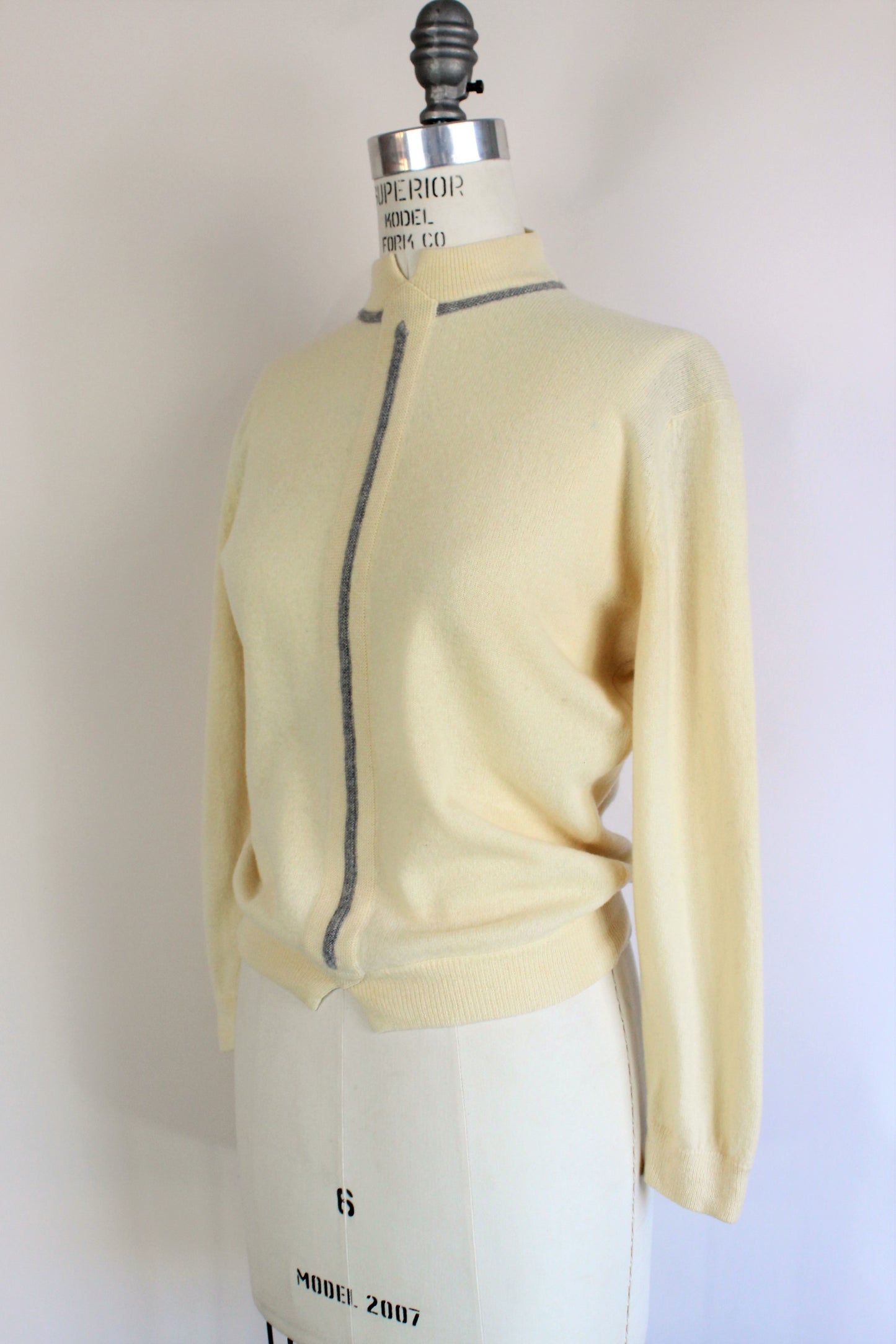 Vintage 1950s Ivory and Gray Cashmere Sweater by Dalton