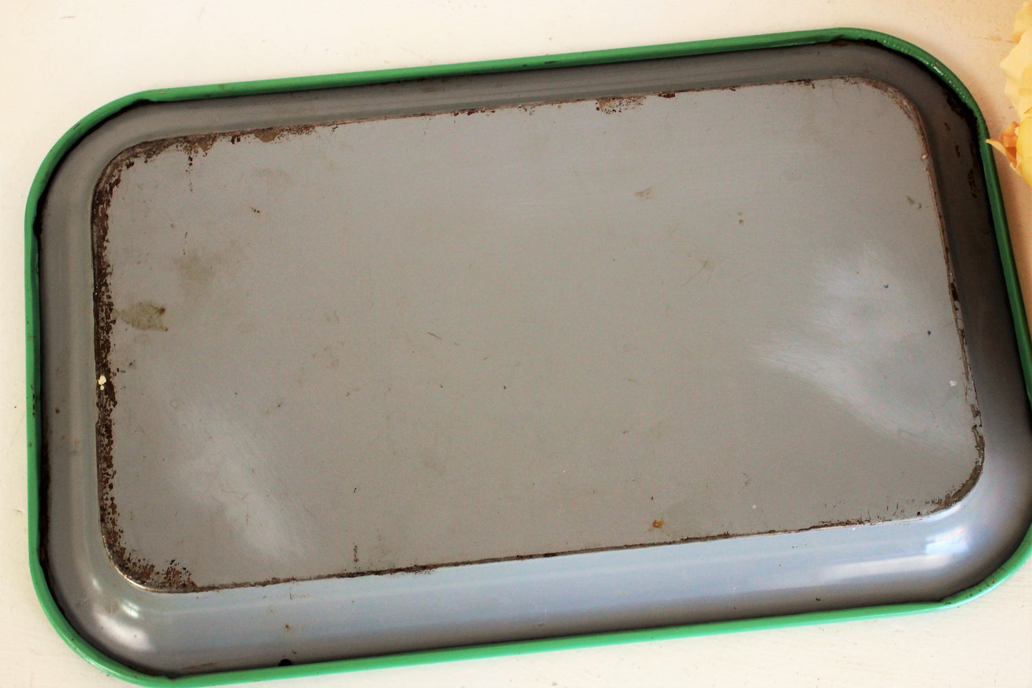 Vintage 1950s Green Tole Painted Metal Tray