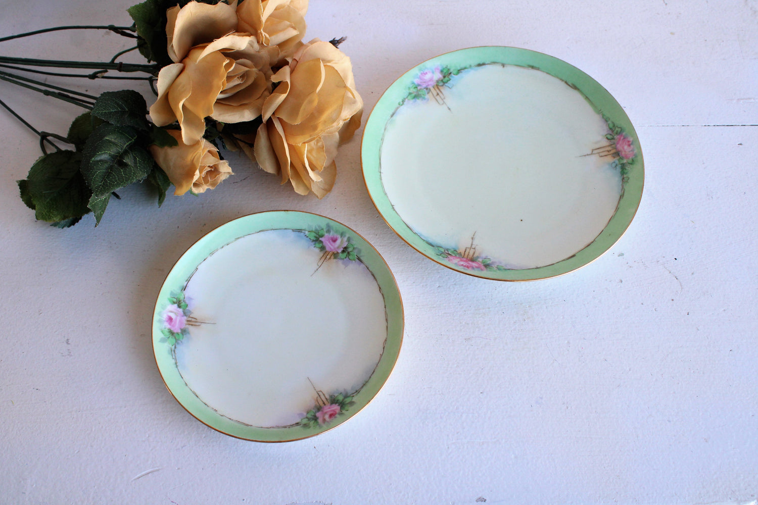 Vintage 1920s 1930s Plates from Czechoslovakia, Union T