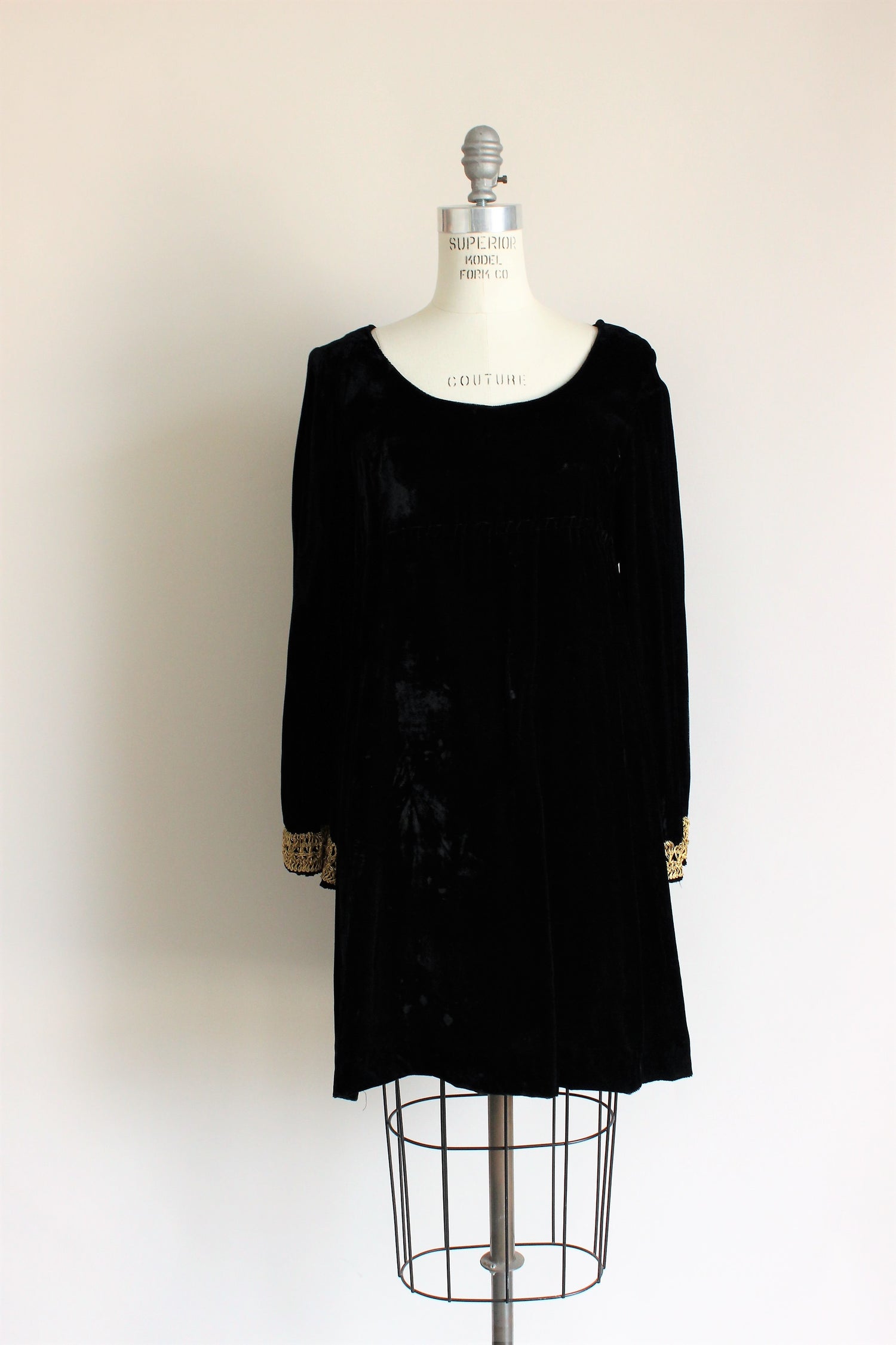Vintage 1960s Black Velvet Mod Dress