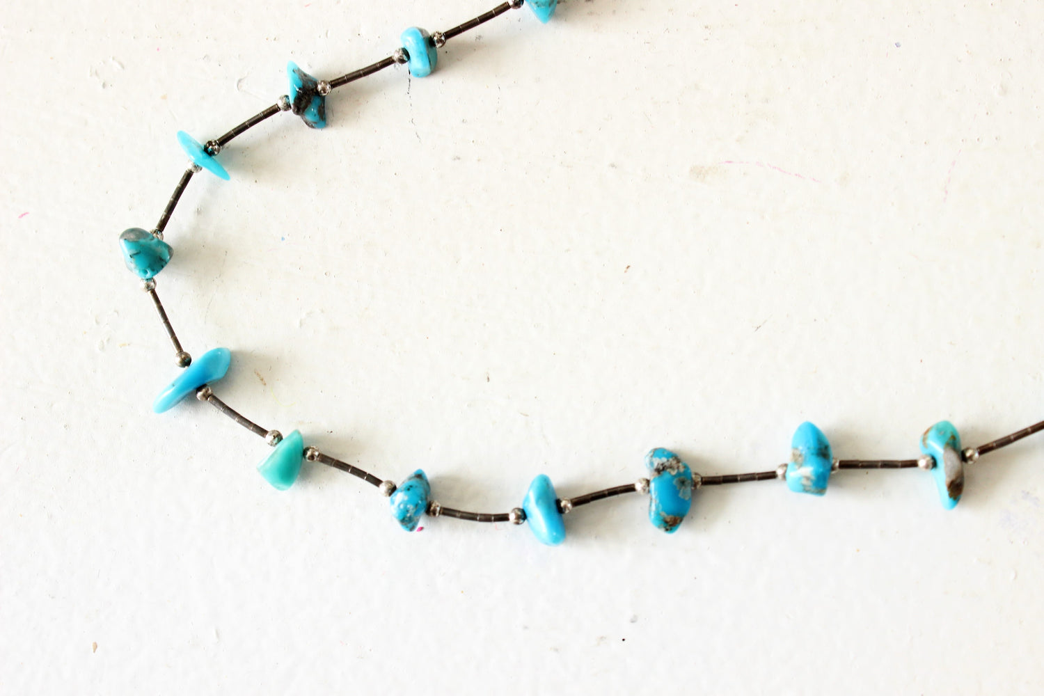 Vintage 1980s 1990s Turquoise Bead Necklace