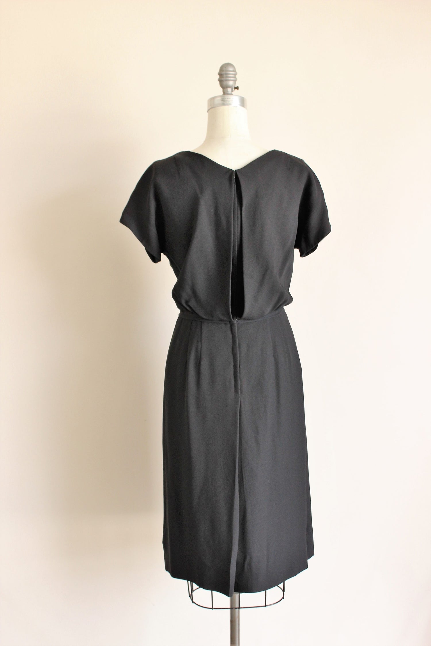 Vintage 1950s Leslie Fay Black Dress With Bows