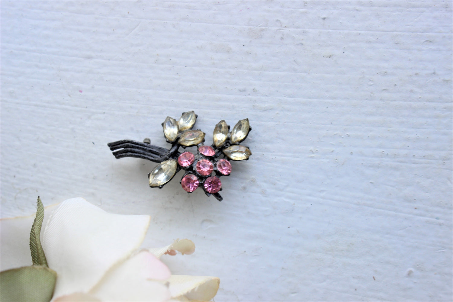 Vintage Rhinestone Pink Flower Brooch
