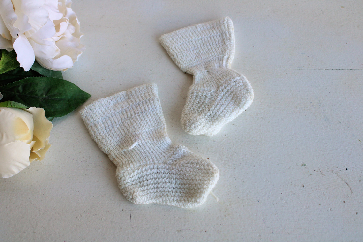 Vintage 1950s White Baby Booties