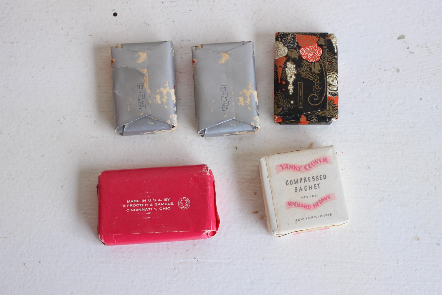 Vintage 1950s Travel Soaps ( and a sachet too!)