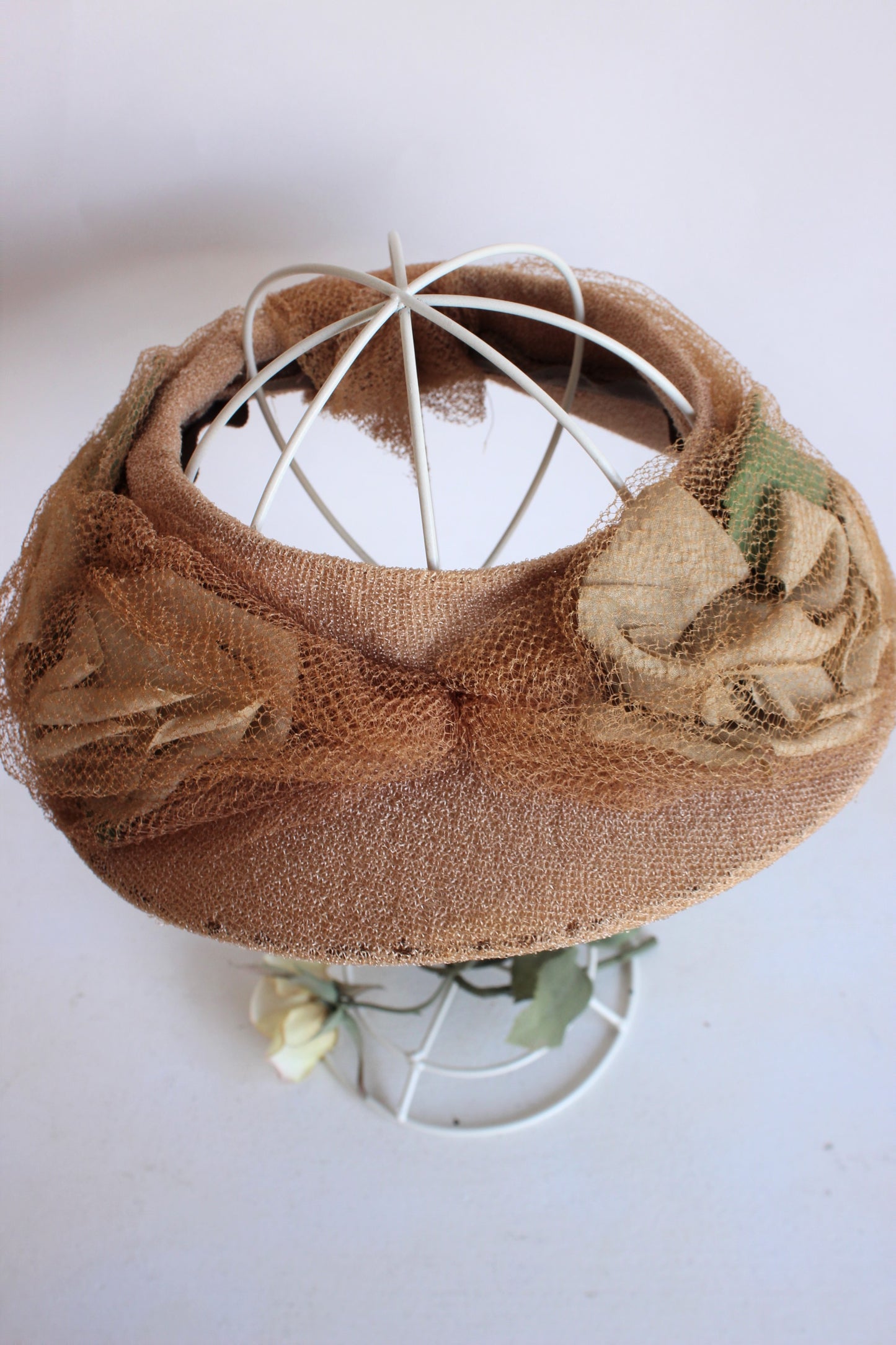 Vintage 1930s Wide Brimmed Hat With Silk Flowers