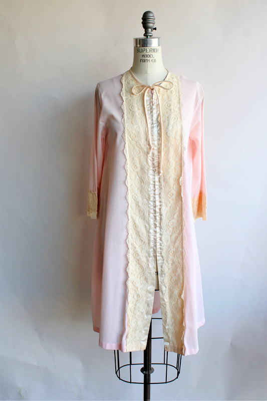 Vintage 1970s Gilead Pink And Lace Nylon Robe with Zip up Front