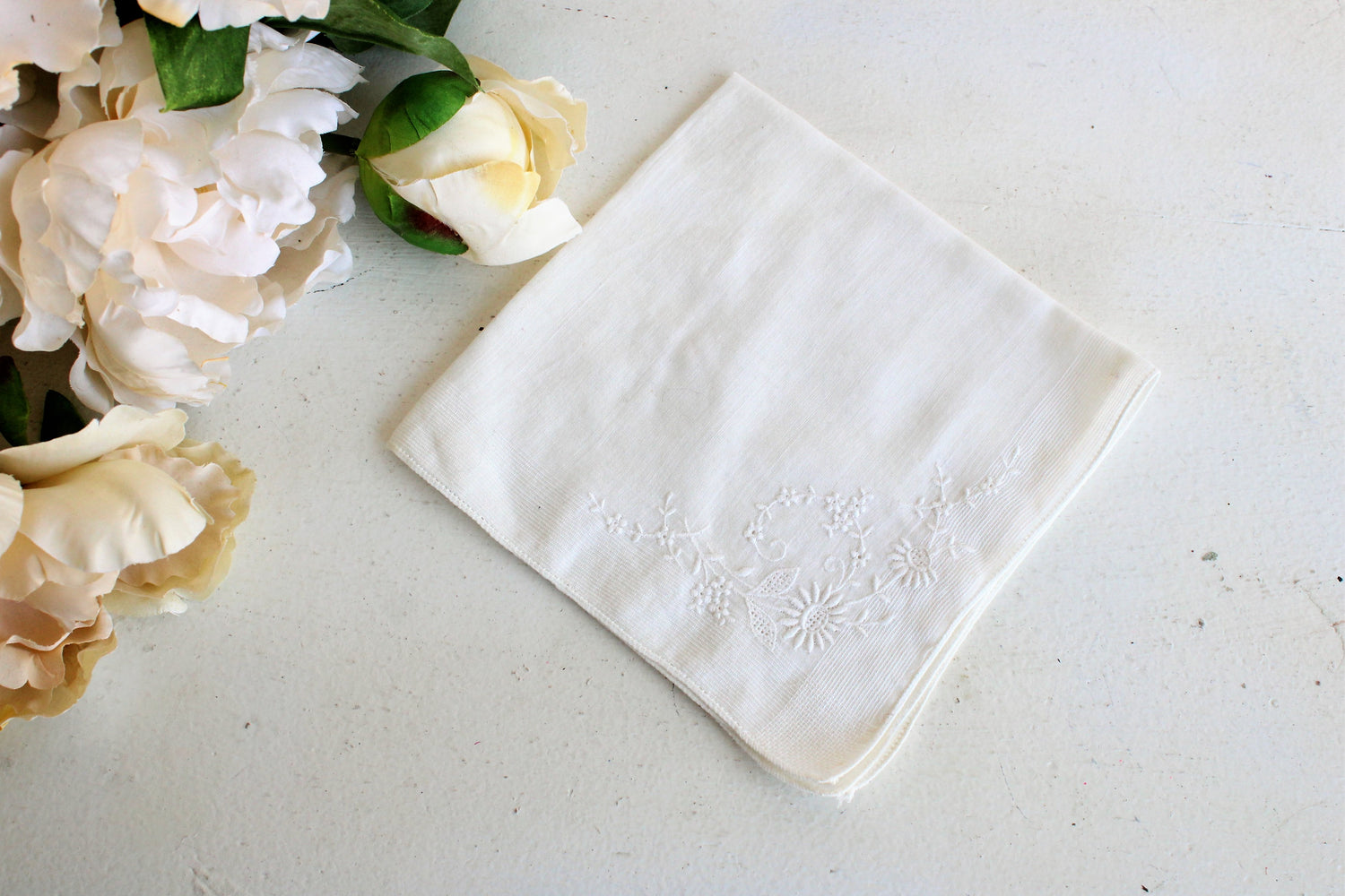 Vintage 1940s 1950s White Embroidered Handkerchief