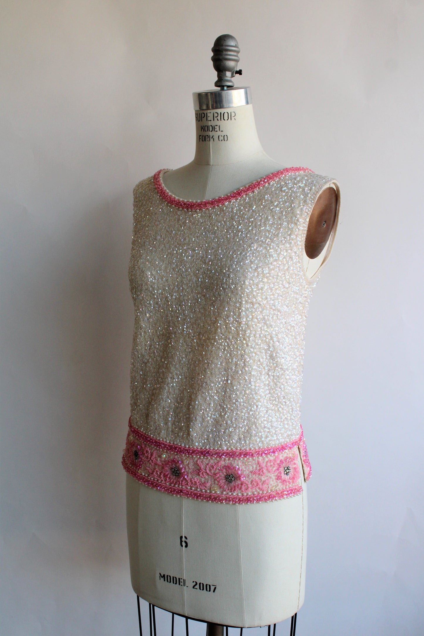 Vintage 1960s Pink and White Beaded Sweater Top