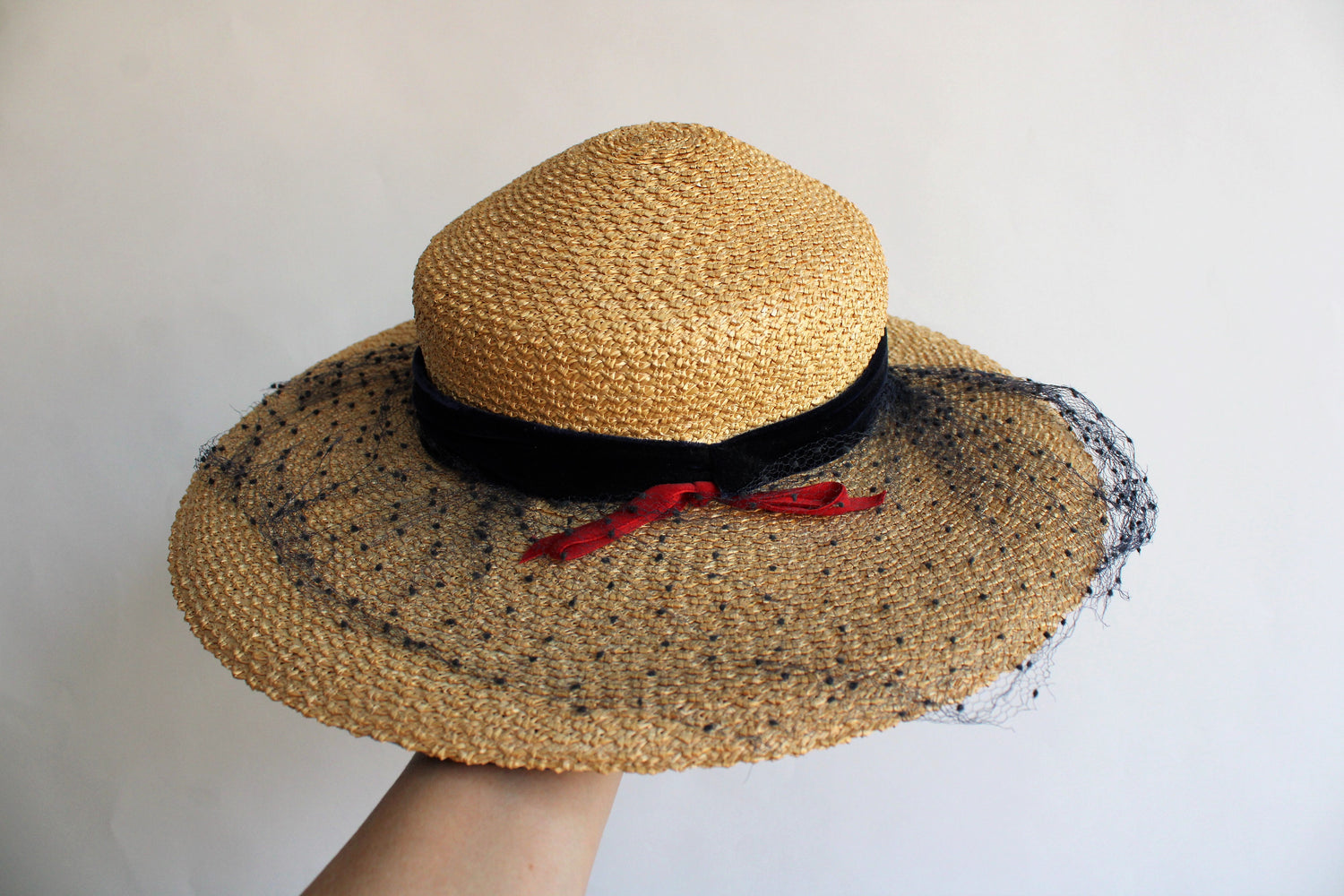 Vintage 1940s Straw Hat with Velvet Ribbon Trim and Birdcage Veil