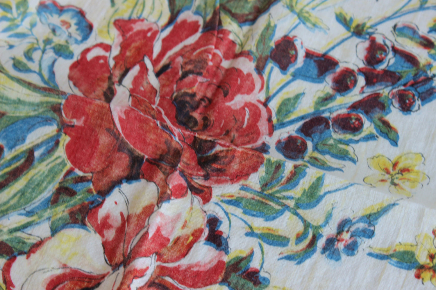 Vintage 1940s Floral Print Handkerchief