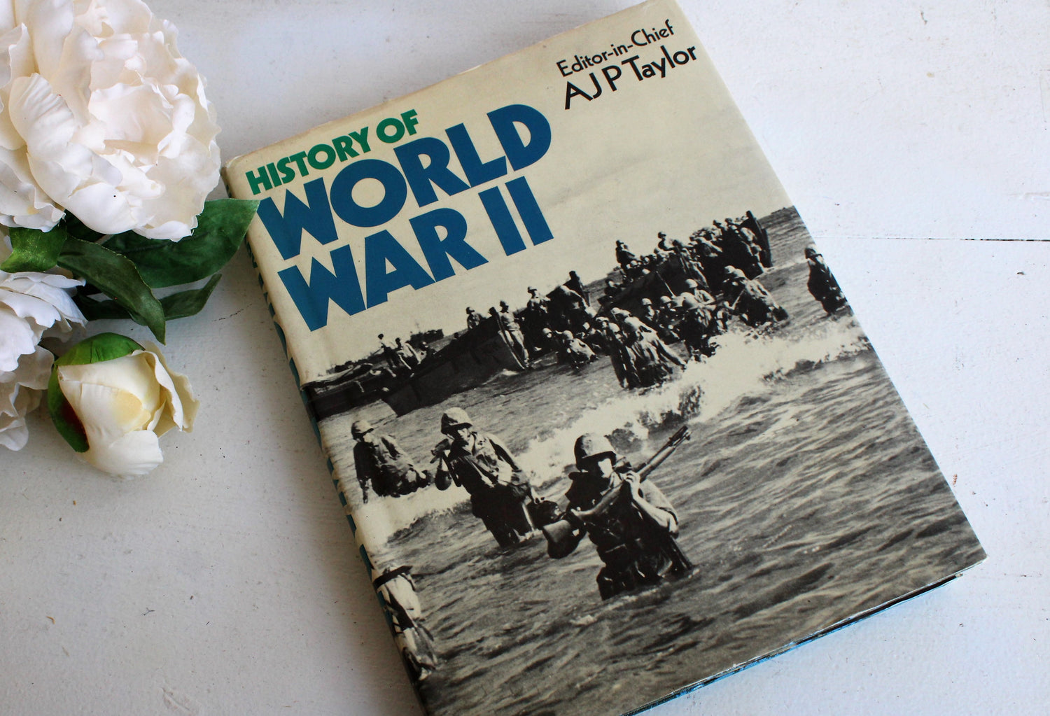 Vintage 1970s " History of World War Two" Book