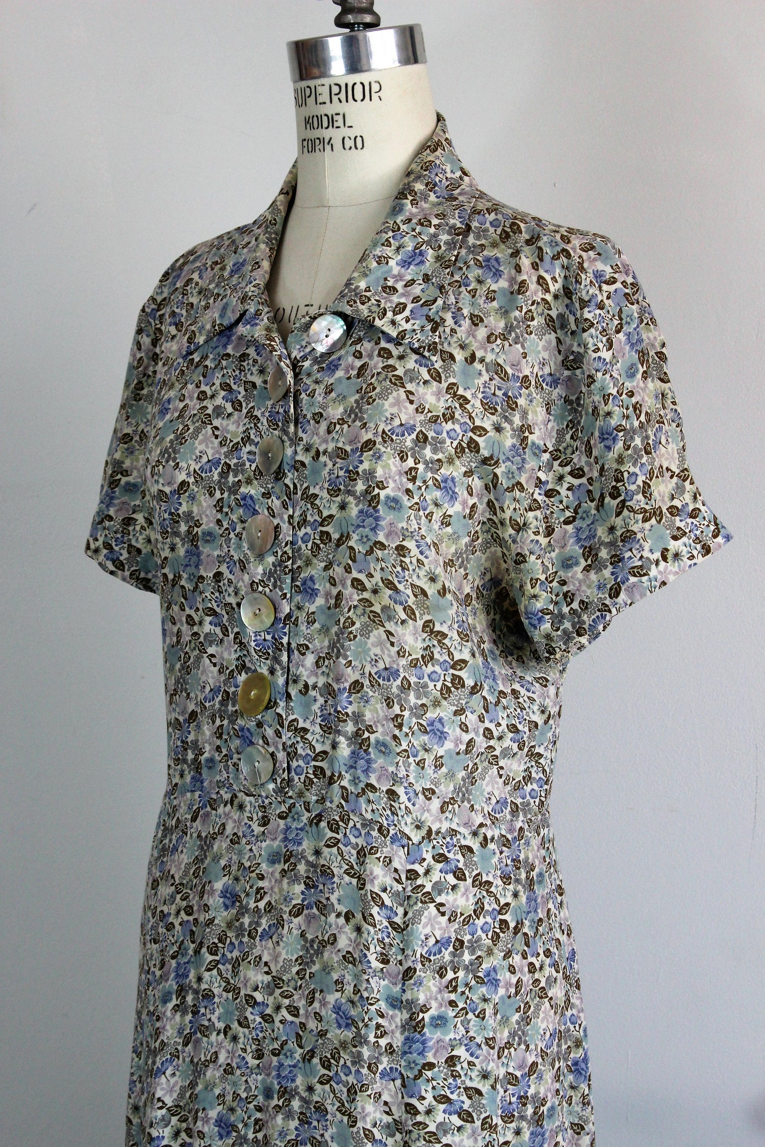 Vintage 1980s Does 1940s Floral Print Dress / Broomskirts by Lucia Lukken