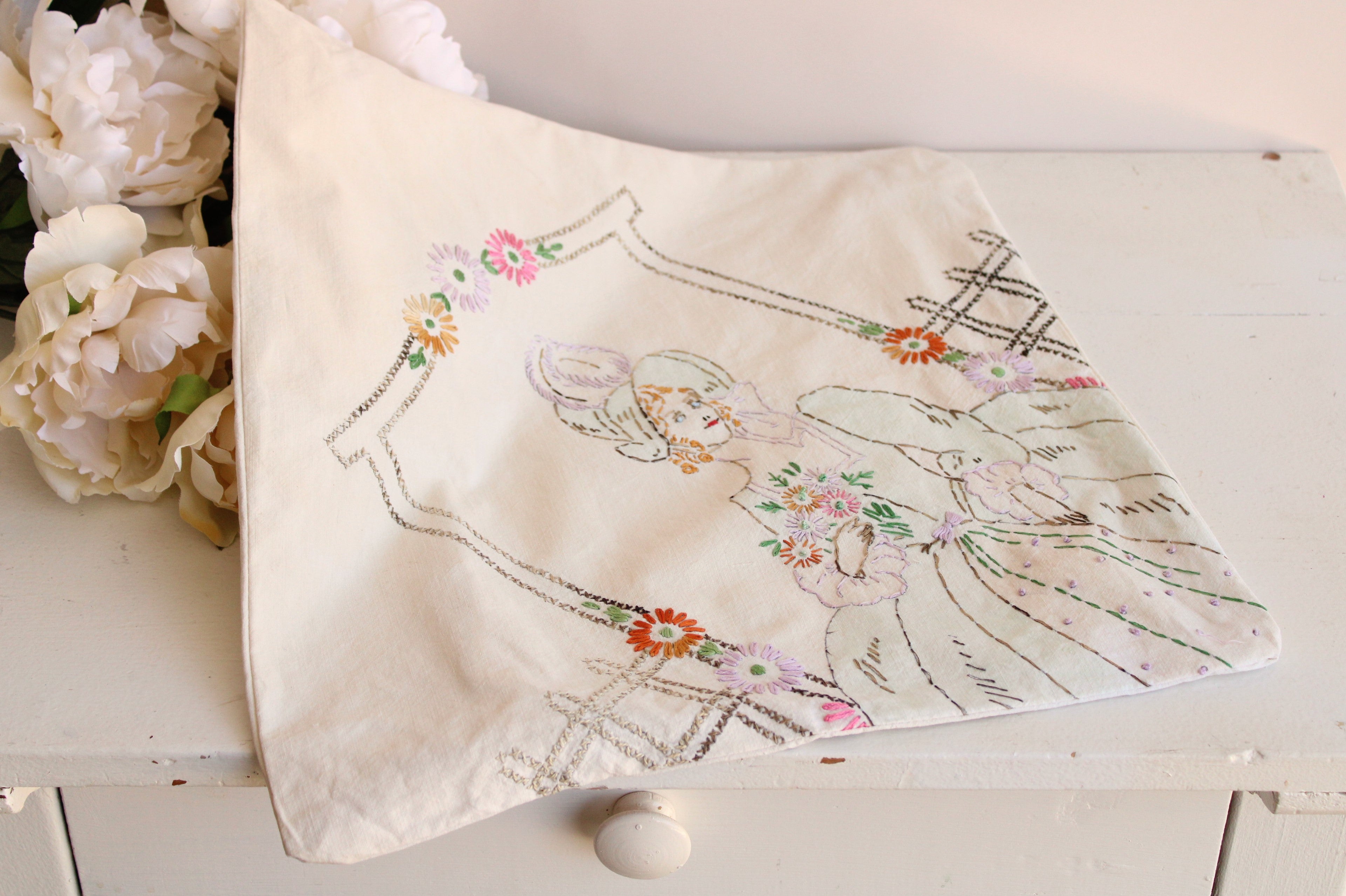 Vintage Embroidered Throw Pillow Cover – Toadstool Farm Vintage