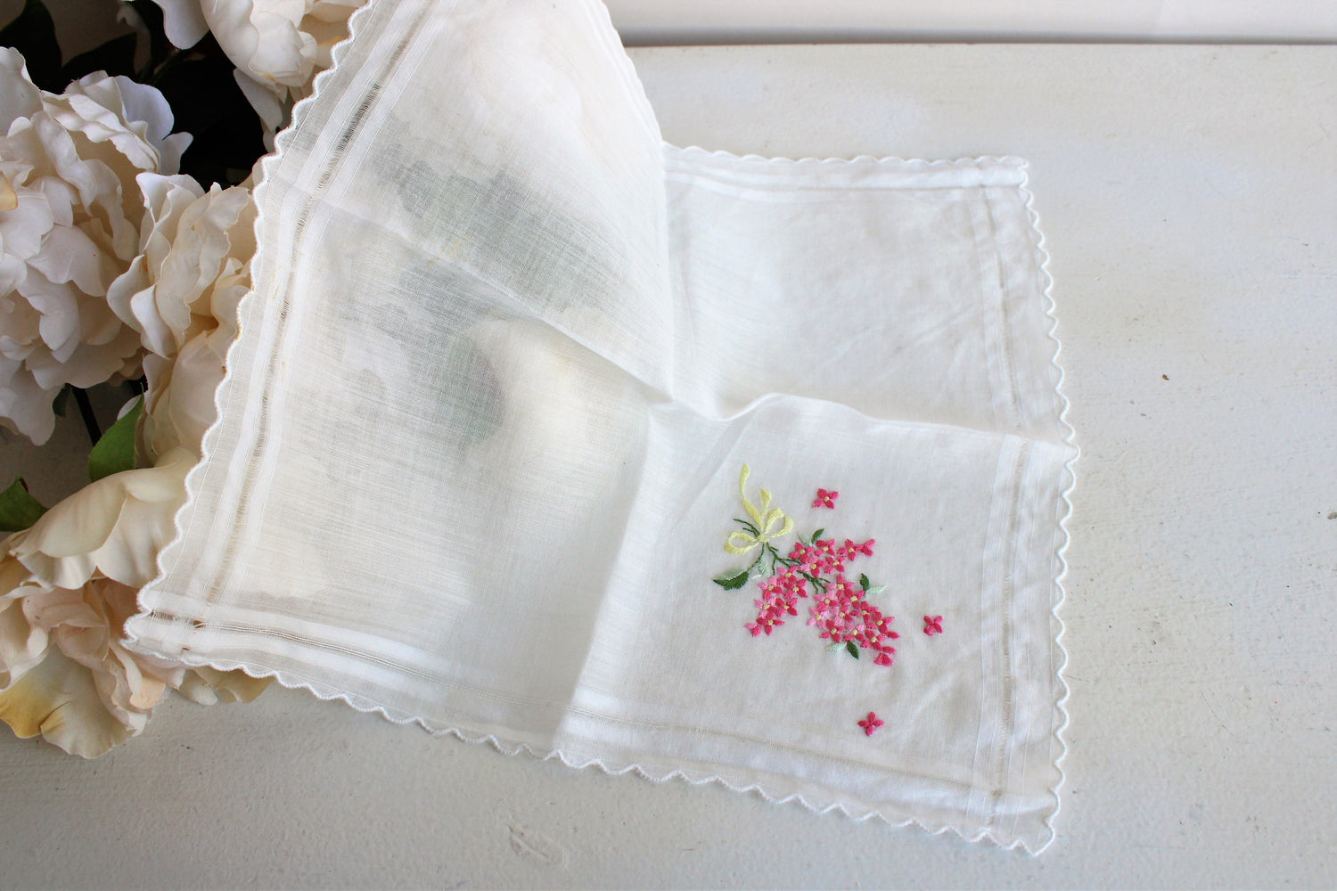 Vintage 1950s Hanky with Embroidered Pink Flowers