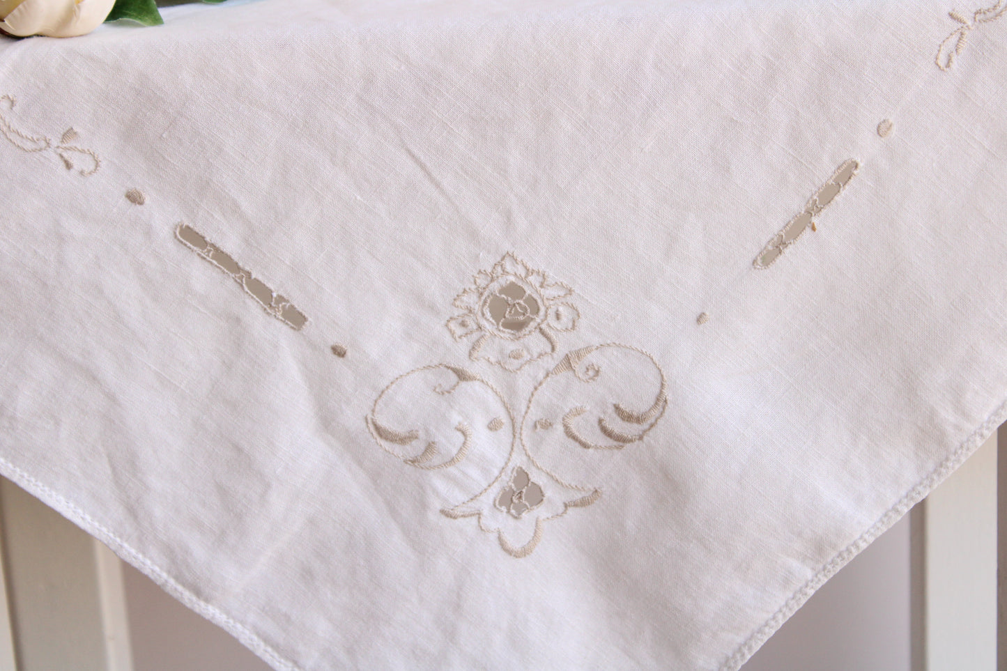 Vintage 1950s White Embroidered Linen Tablecloth With Cutwork