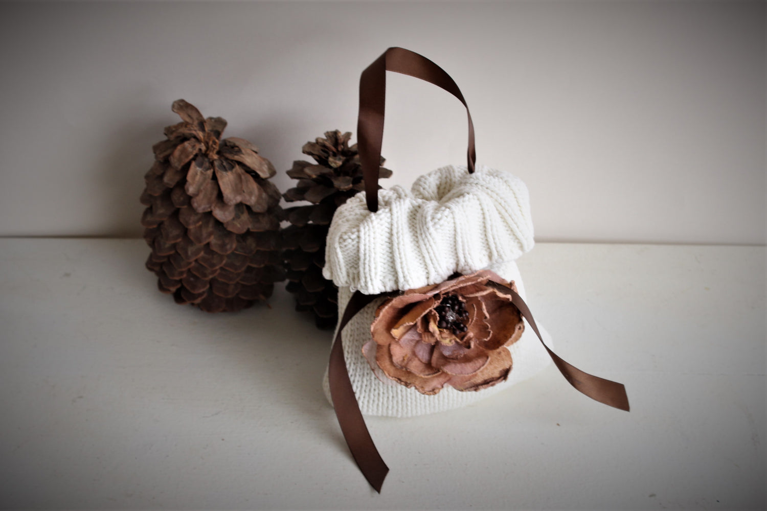 "Cinna-bun" Knitted Cinnamon Roll Scented Hanging Sachet