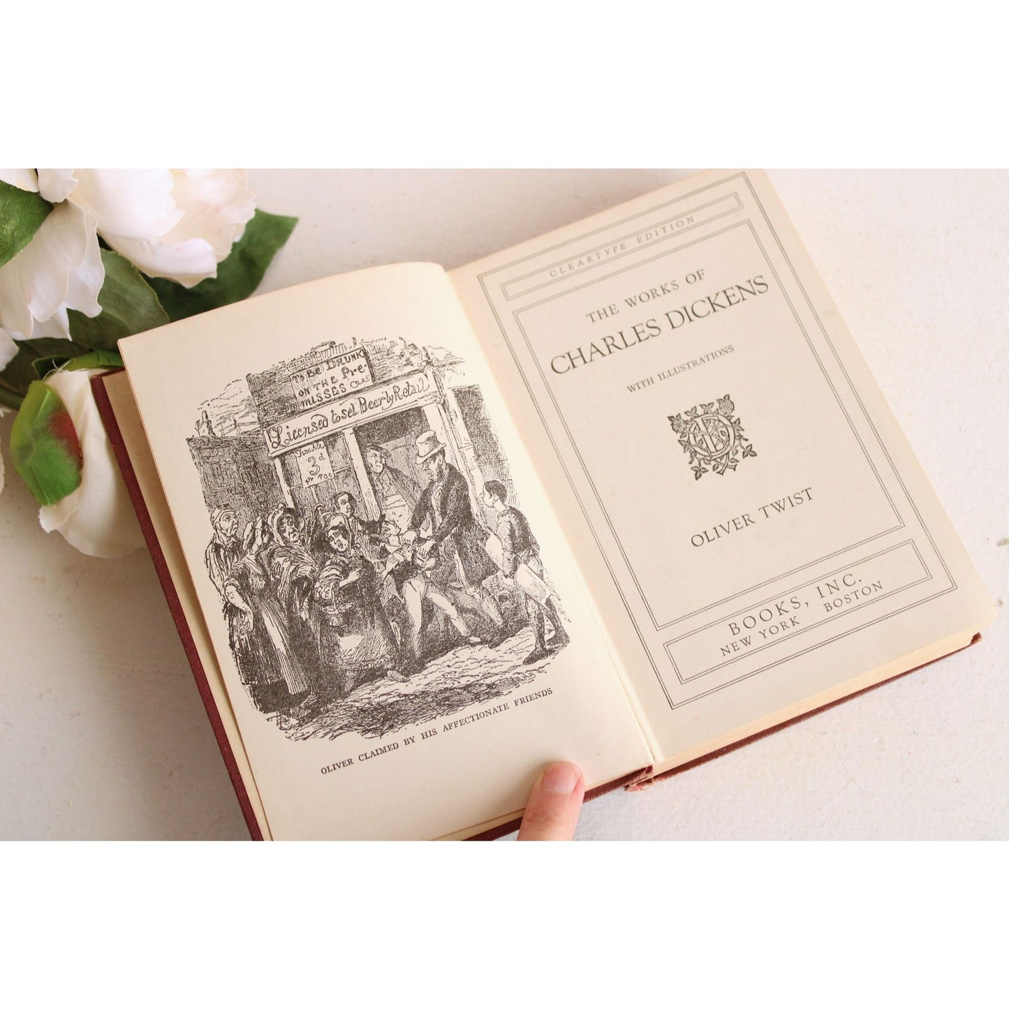 Vintage 1940s Book, Charles Dickens, Oliver Twist