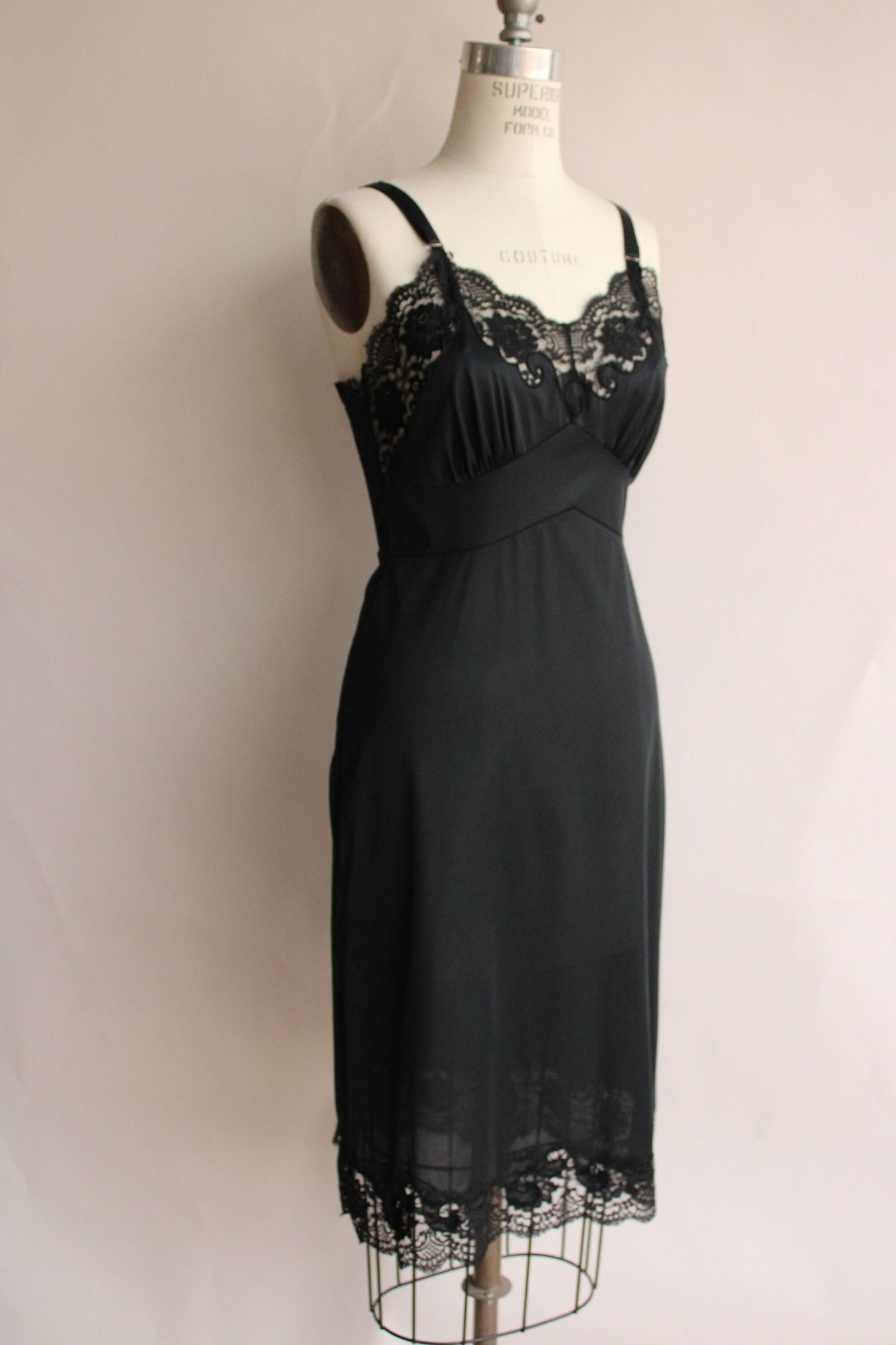 Vintage 1950s Black Full Slip by Aristocraft By Superior Size 34