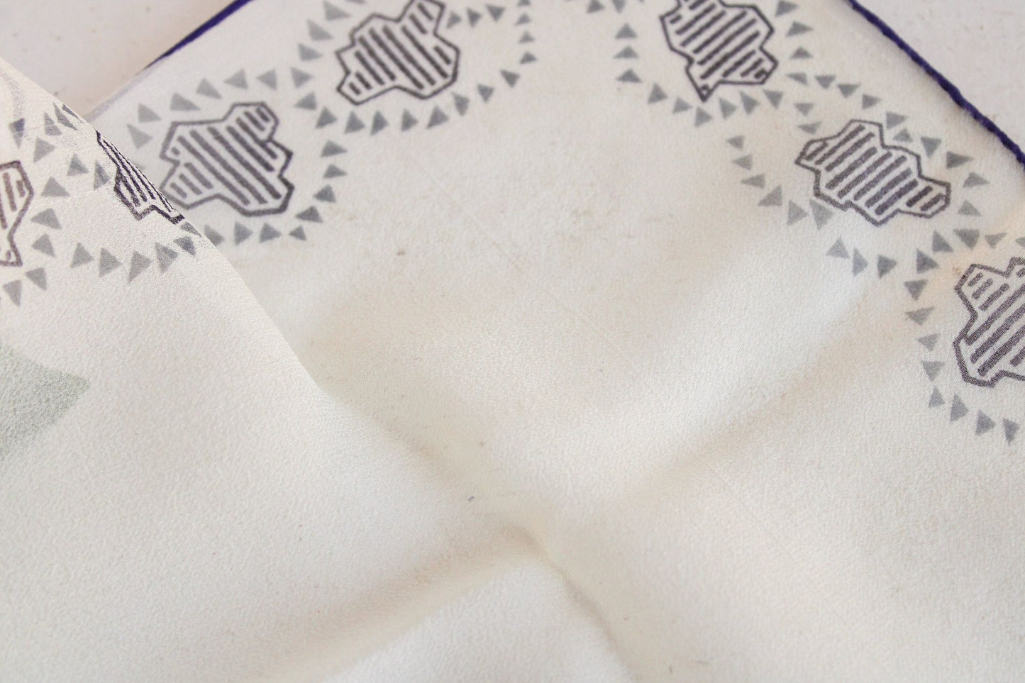 Vintage 1940s Handkerchief in Ivory Silk Chiffon with a Navy Blue pattern