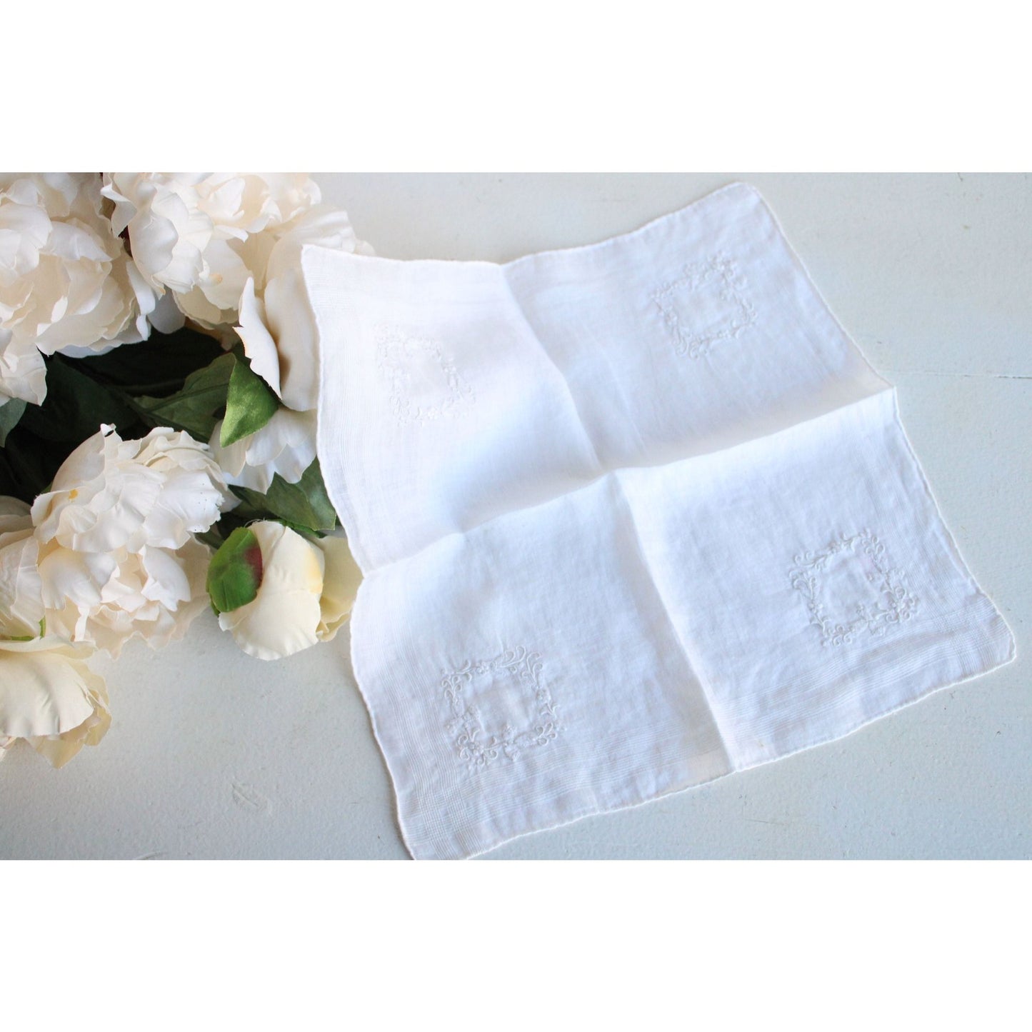 Vintage 1930s 1940s White Embroidered Linen Handkerchief