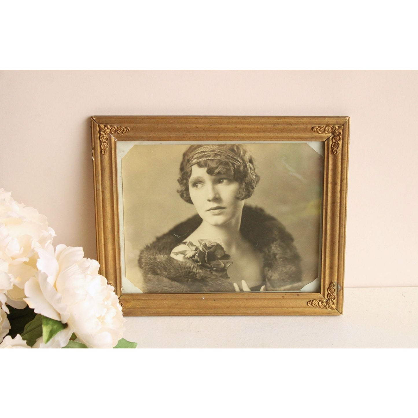 Vintage 1920s Flapper Girl Photo In Gold Frame